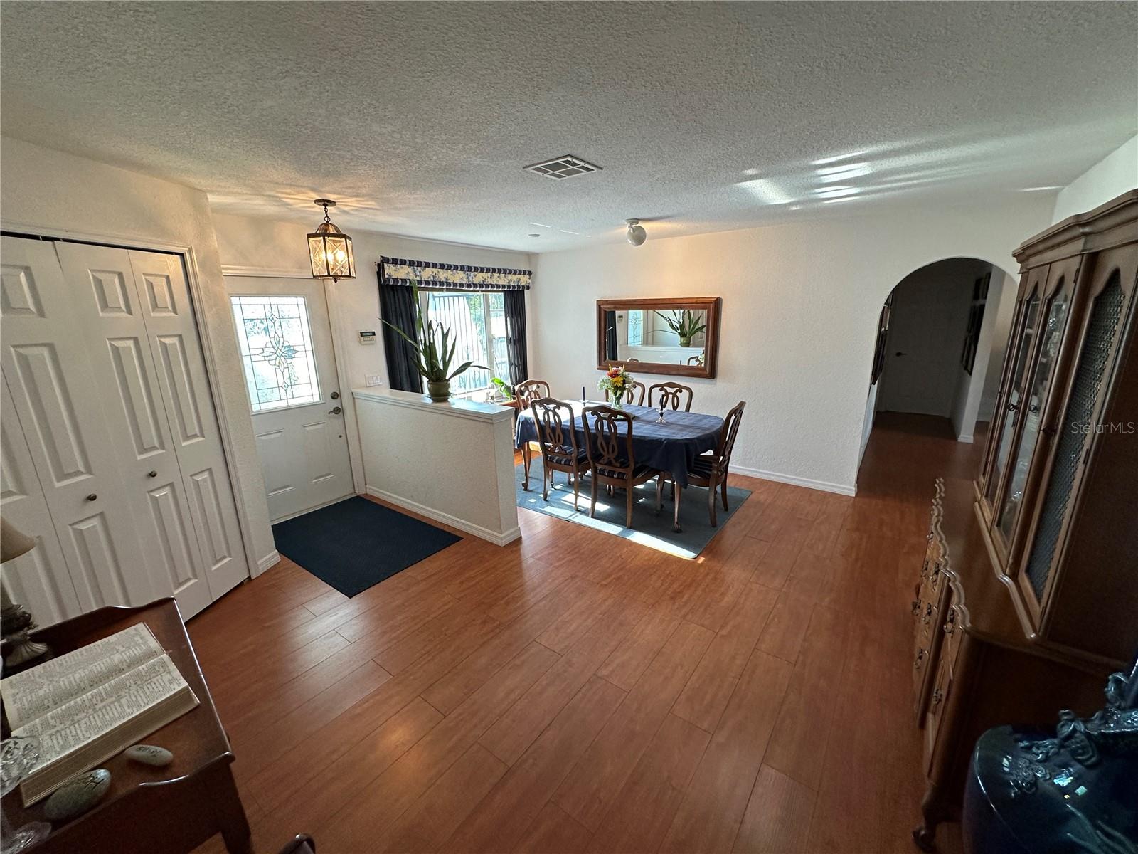Image 4 of 31 For 1505 Kenmore Street