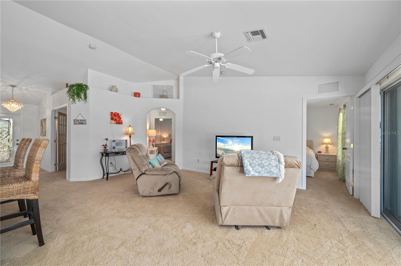 Image 17 of 54 For 3812 46th Lane