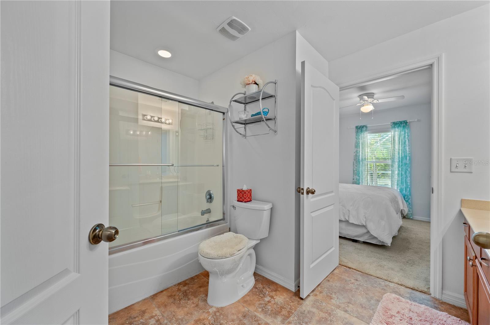 Image 33 of 54 For 3812 46th Lane