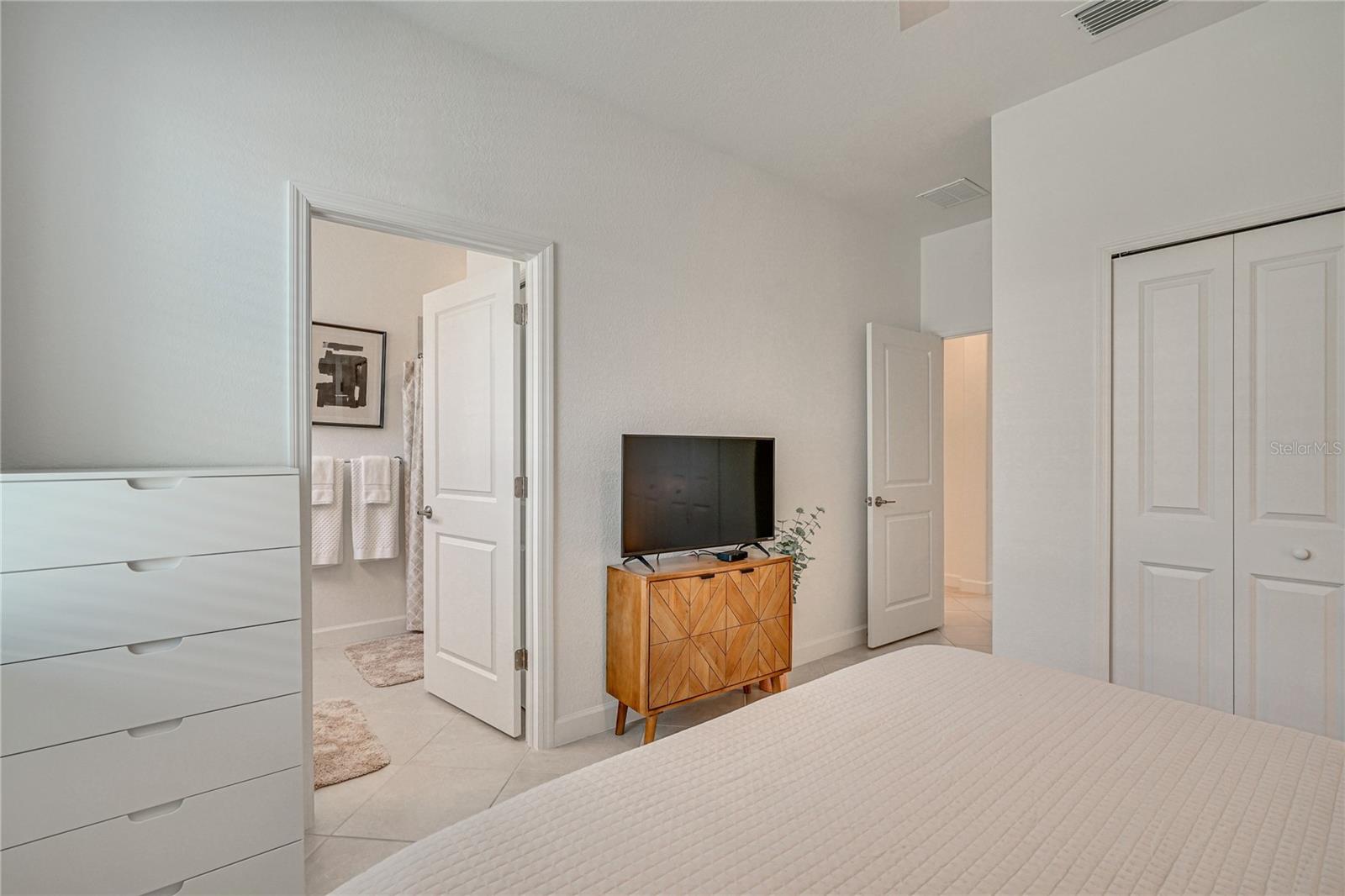 Image 12 of 47 For 3250 Weston Manor Drive