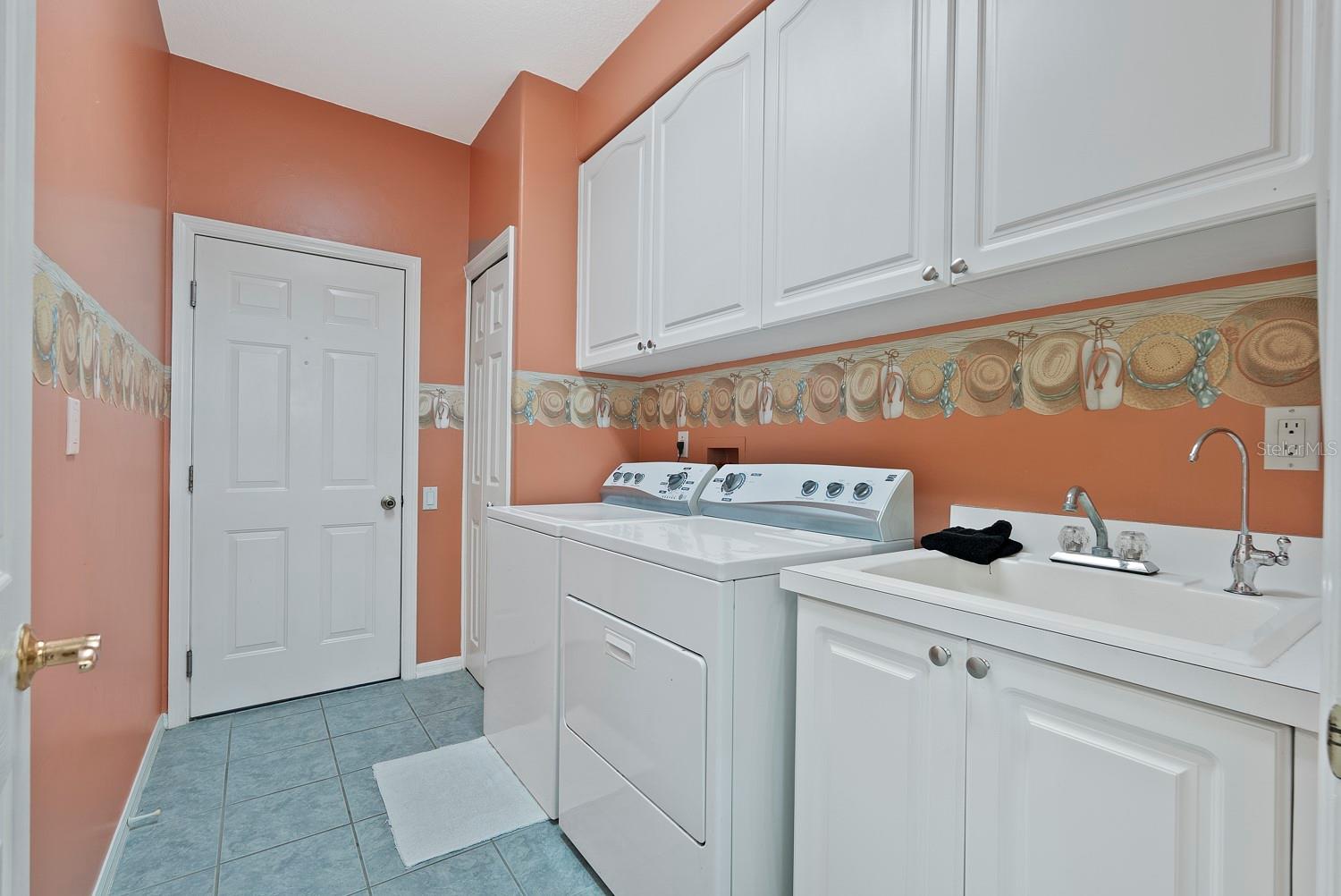 Image 15 of 25 For 13783 Palmetto Point Court
