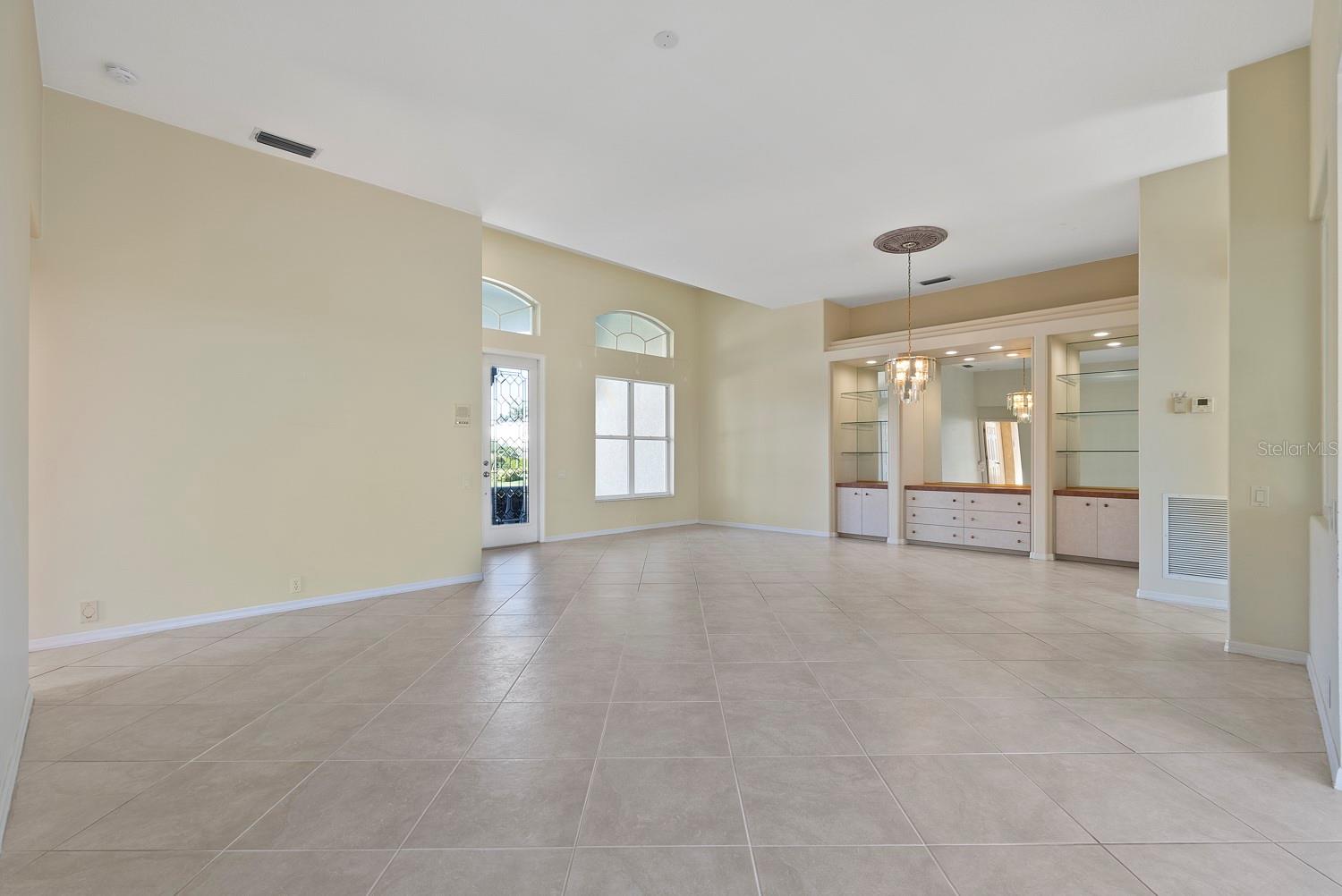 Image 5 of 25 For 13783 Palmetto Point Court