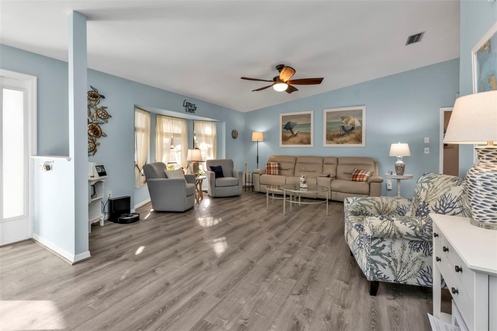 Image 2 of 29 For 3225 Magnolia Way