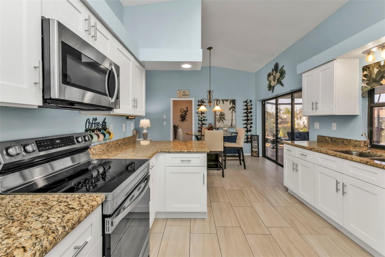 Image 4 of 29 For 3225 Magnolia Way