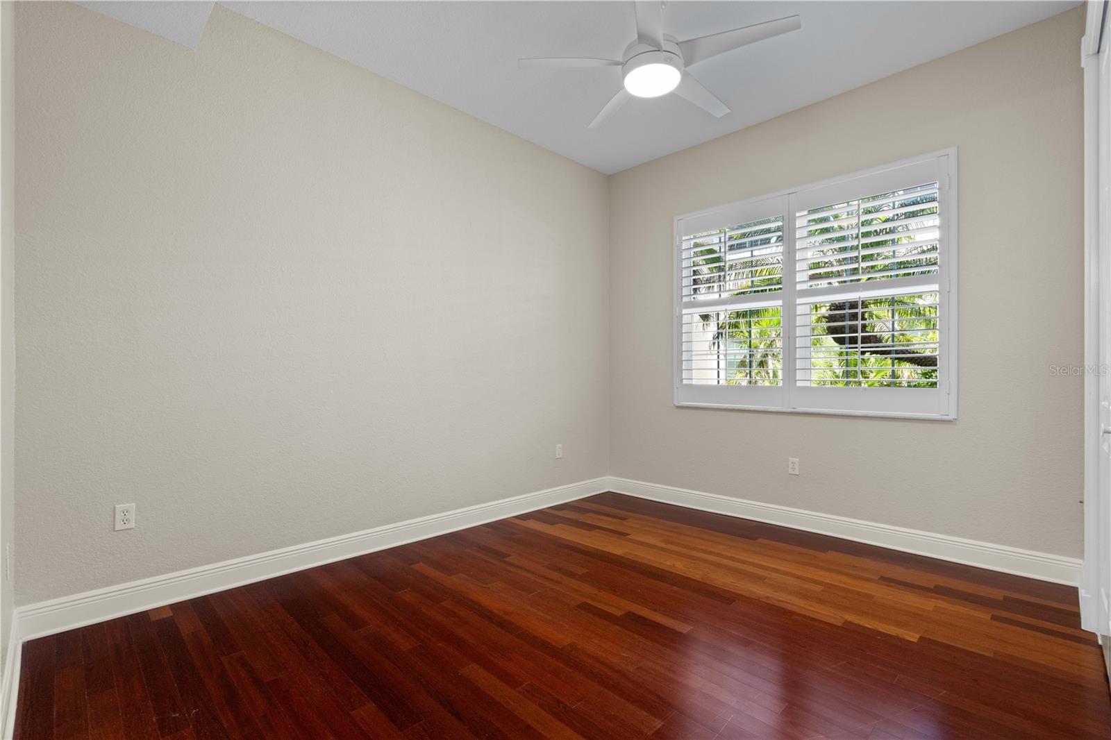 Image 35 of 55 For 143 Tropicana Drive 1012