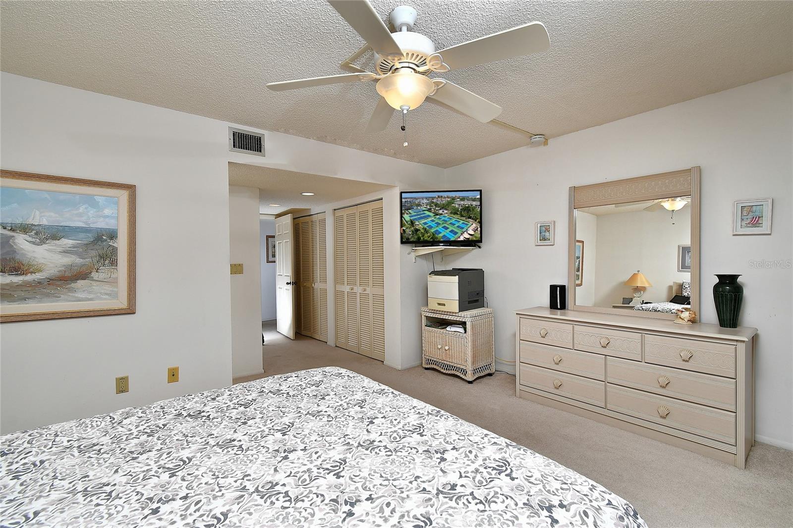 Image 21 of 36 For 601 Islamorada Boulevard 24b
