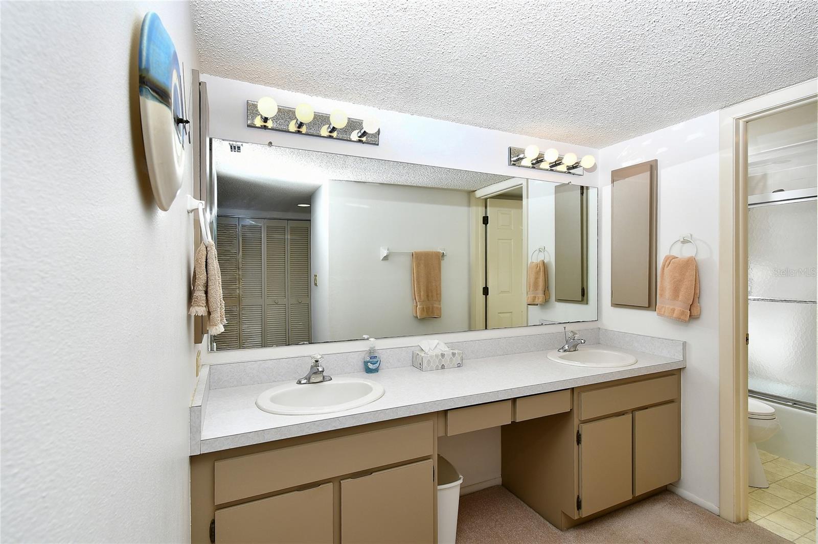 Image 22 of 36 For 601 Islamorada Boulevard 24b