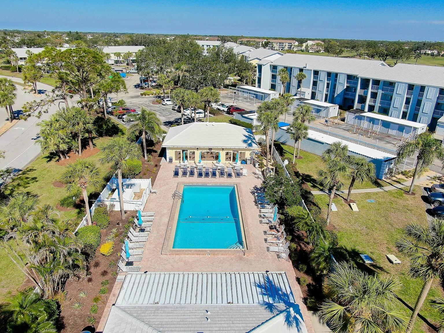 Image 30 of 40 For 410 Cerromar Circle S 240
