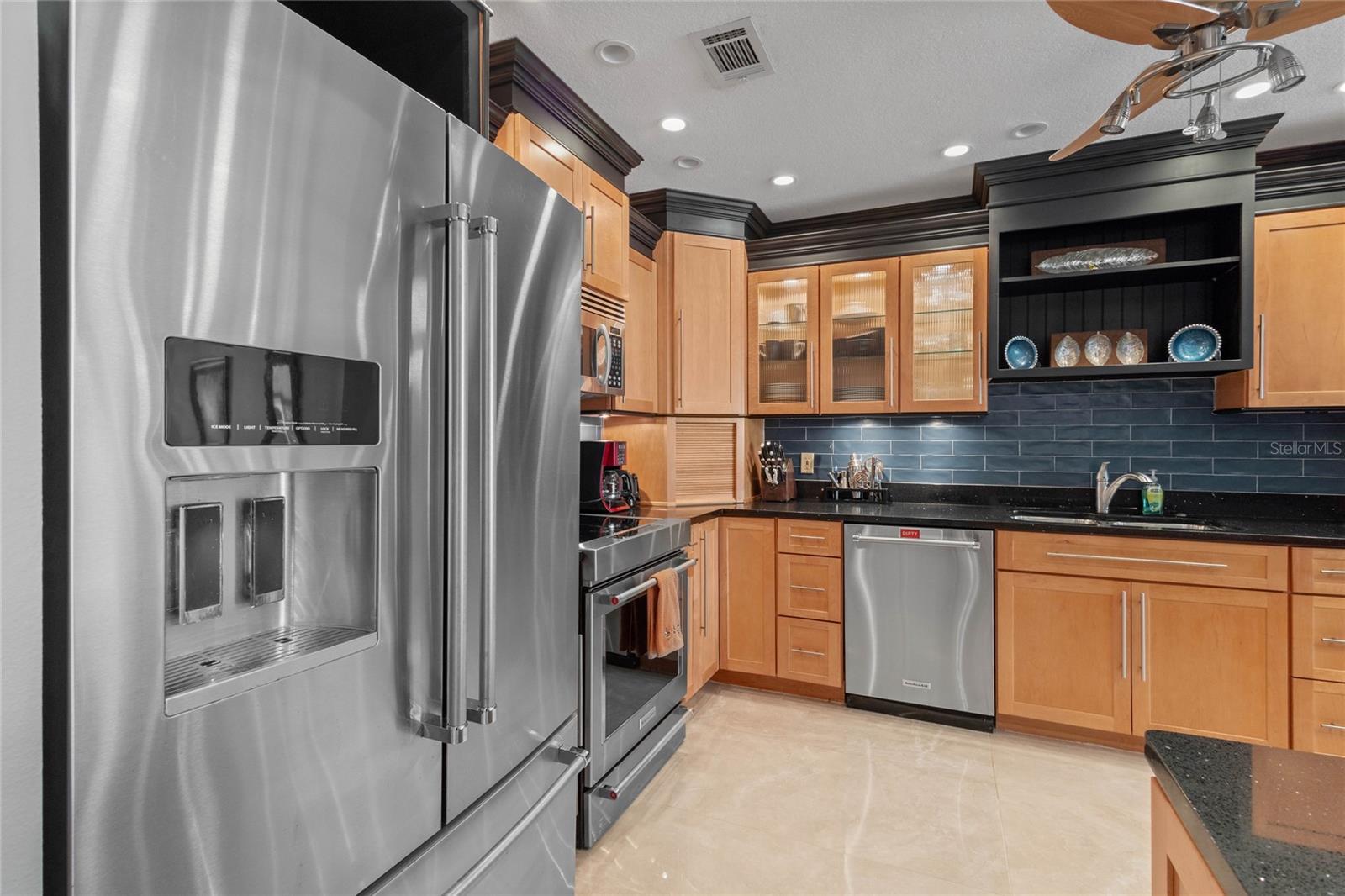 Image 14 of 36 For 3250 Southshore Drive 54b