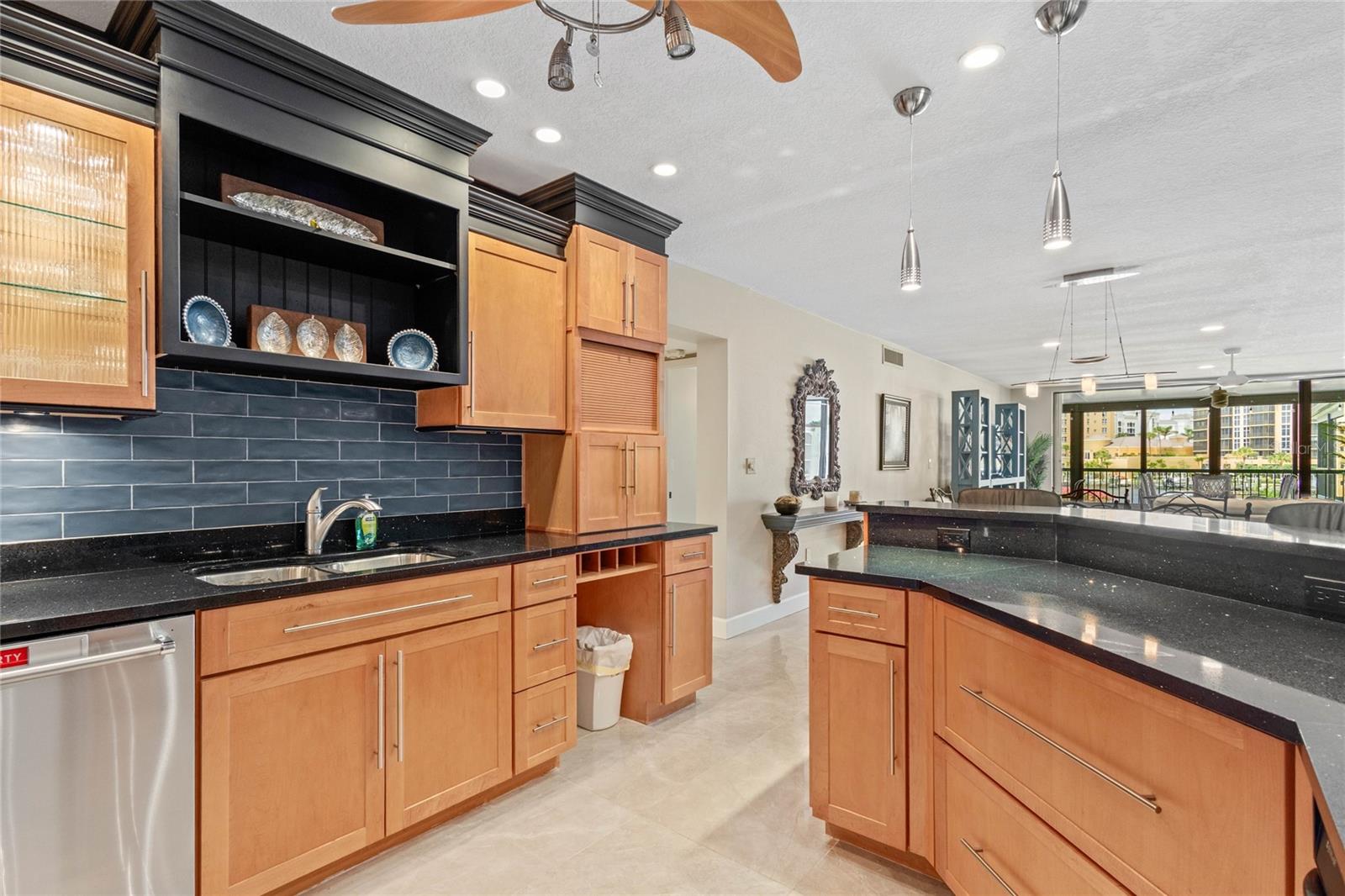 Image 15 of 36 For 3250 Southshore Drive 54b