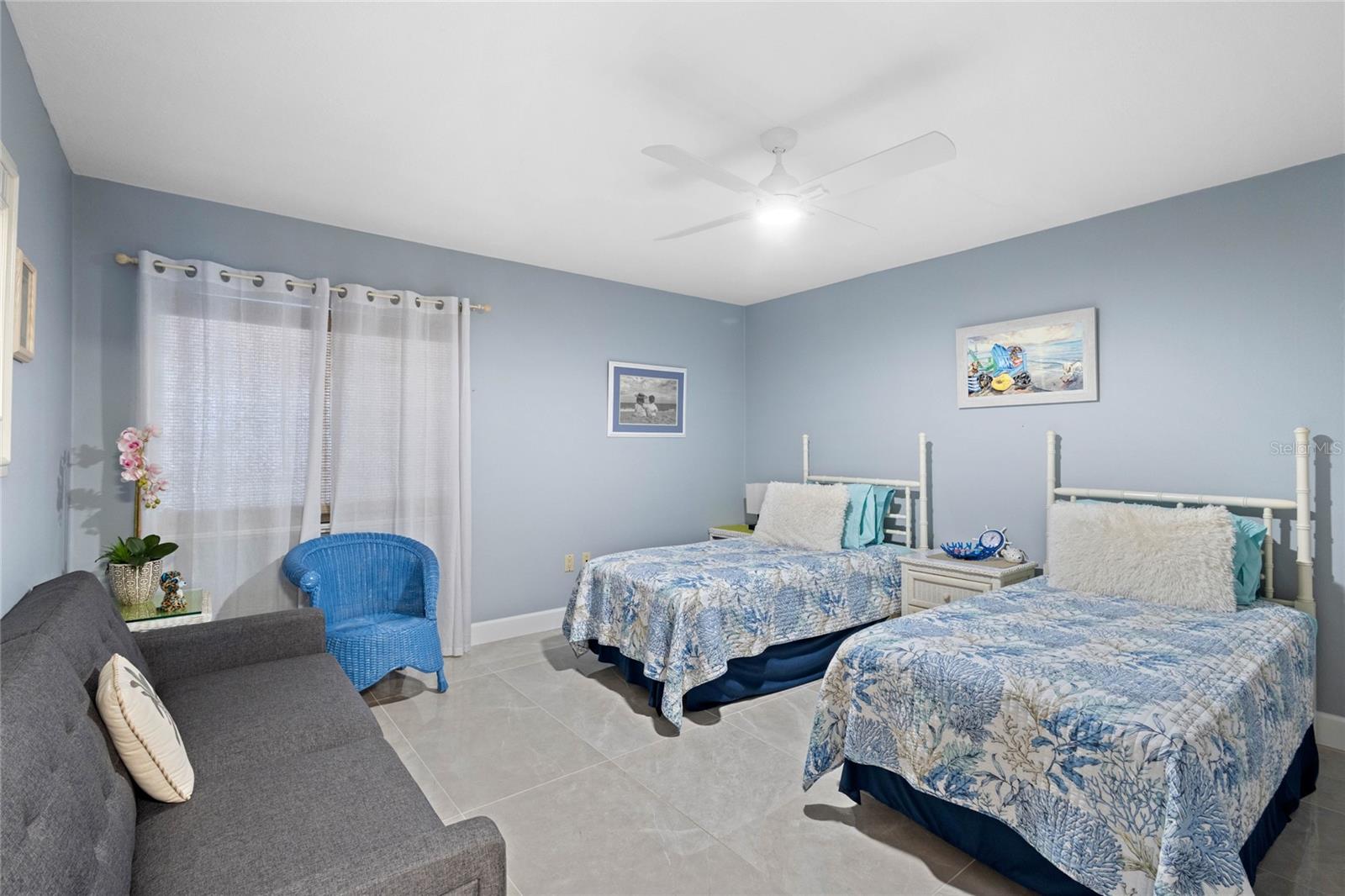 Image 23 of 36 For 3250 Southshore Drive 54b