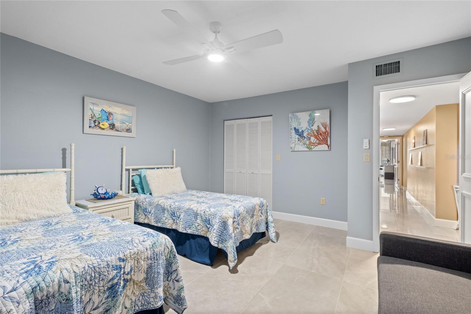 Image 24 of 36 For 3250 Southshore Drive 54b