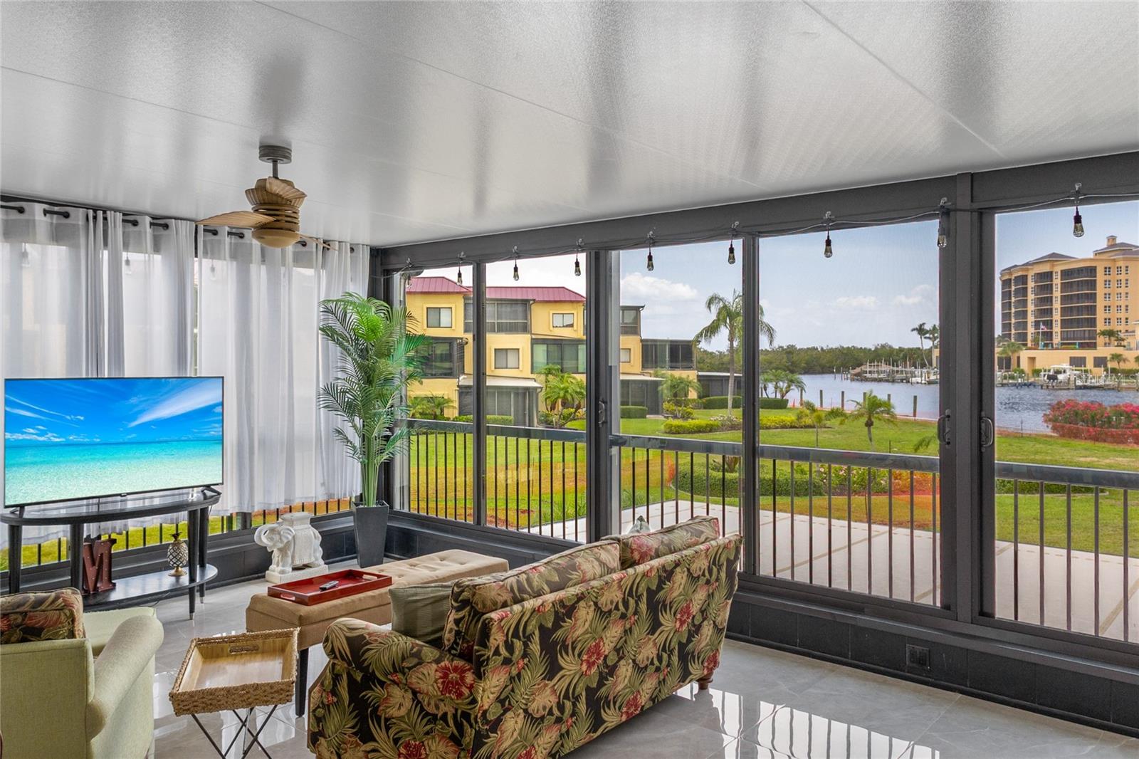 Image 5 of 36 For 3250 Southshore Drive 54b