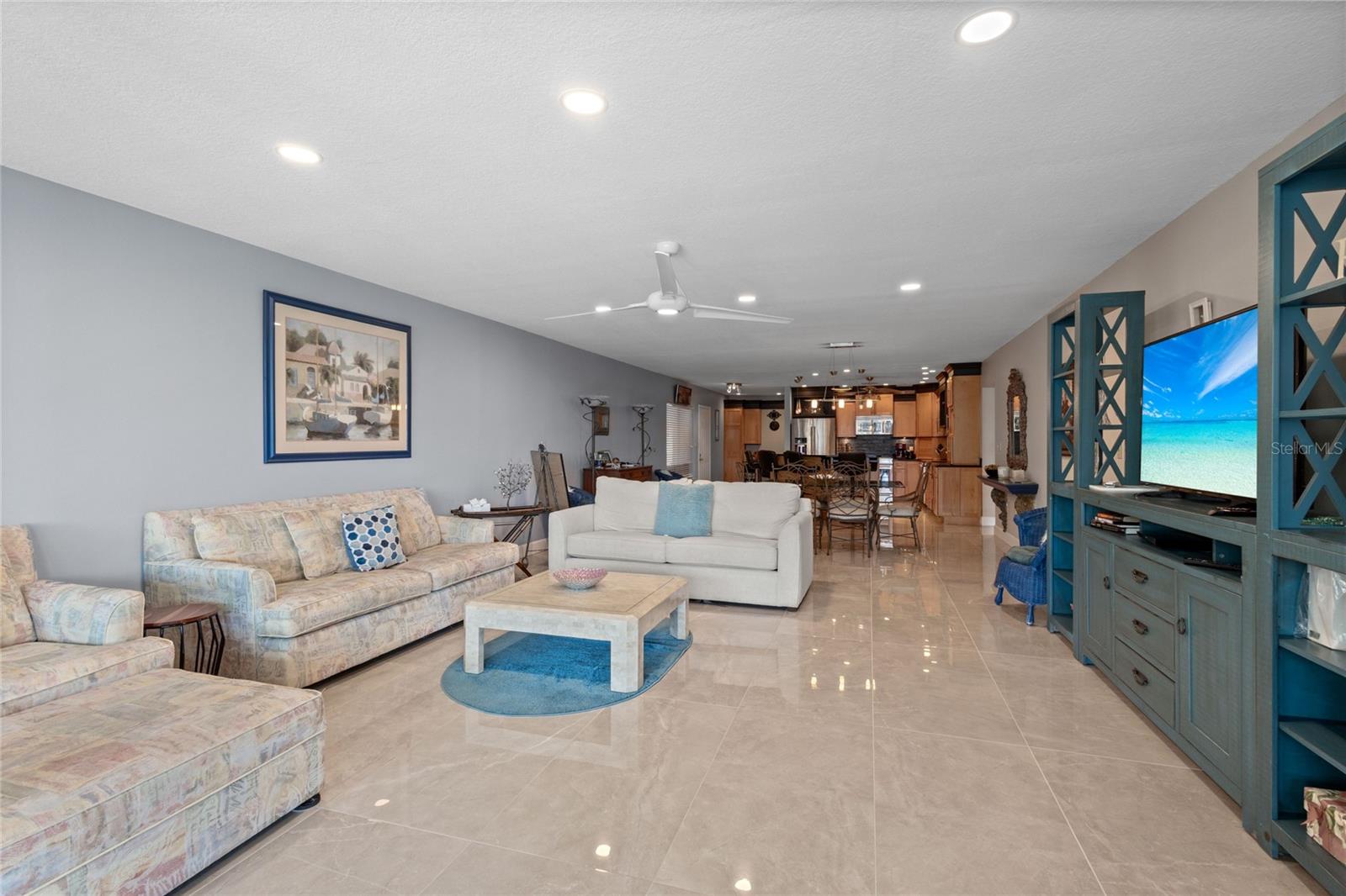 Image 9 of 36 For 3250 Southshore Drive 54b