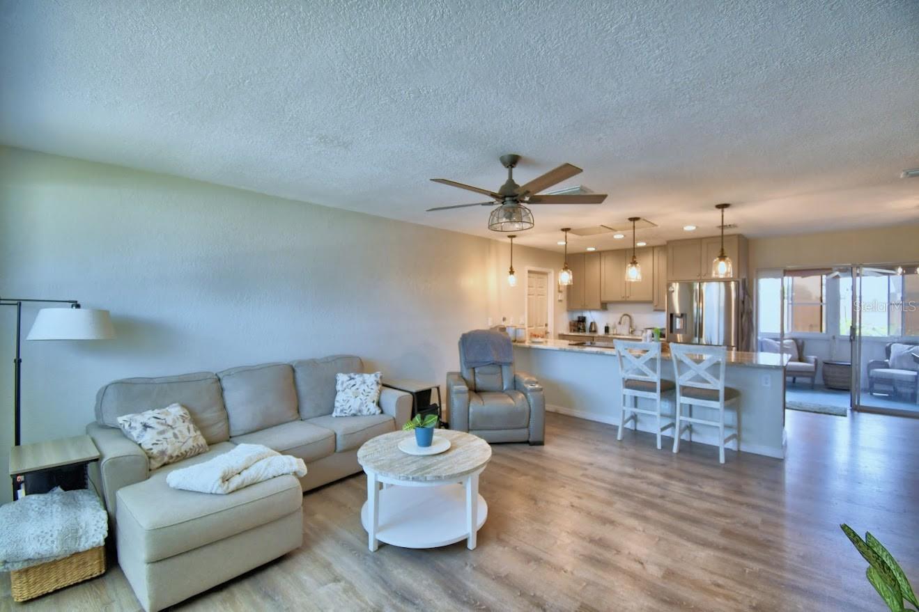 Image 4 of 37 For 13495 Newport Avenue