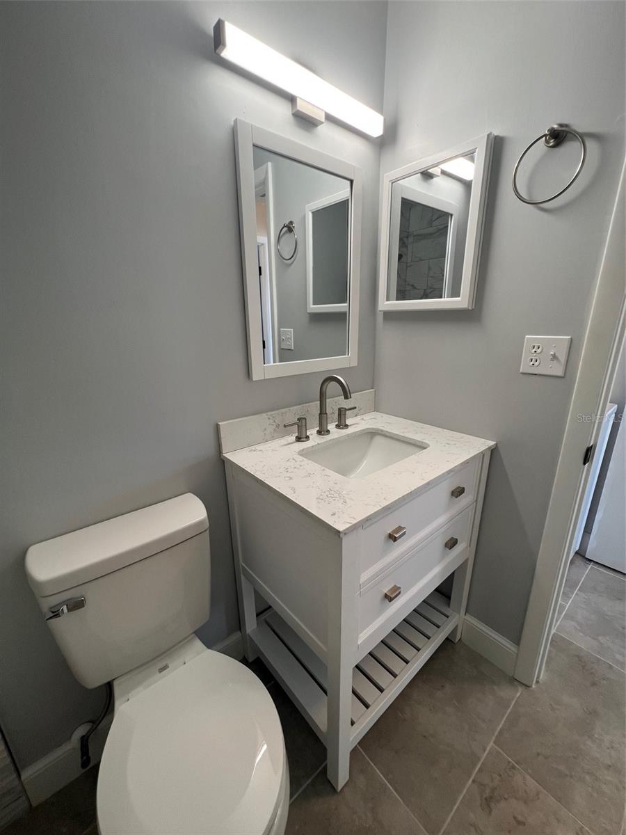 Image 12 of 31 For 25225 Rampart Boulevard 2005