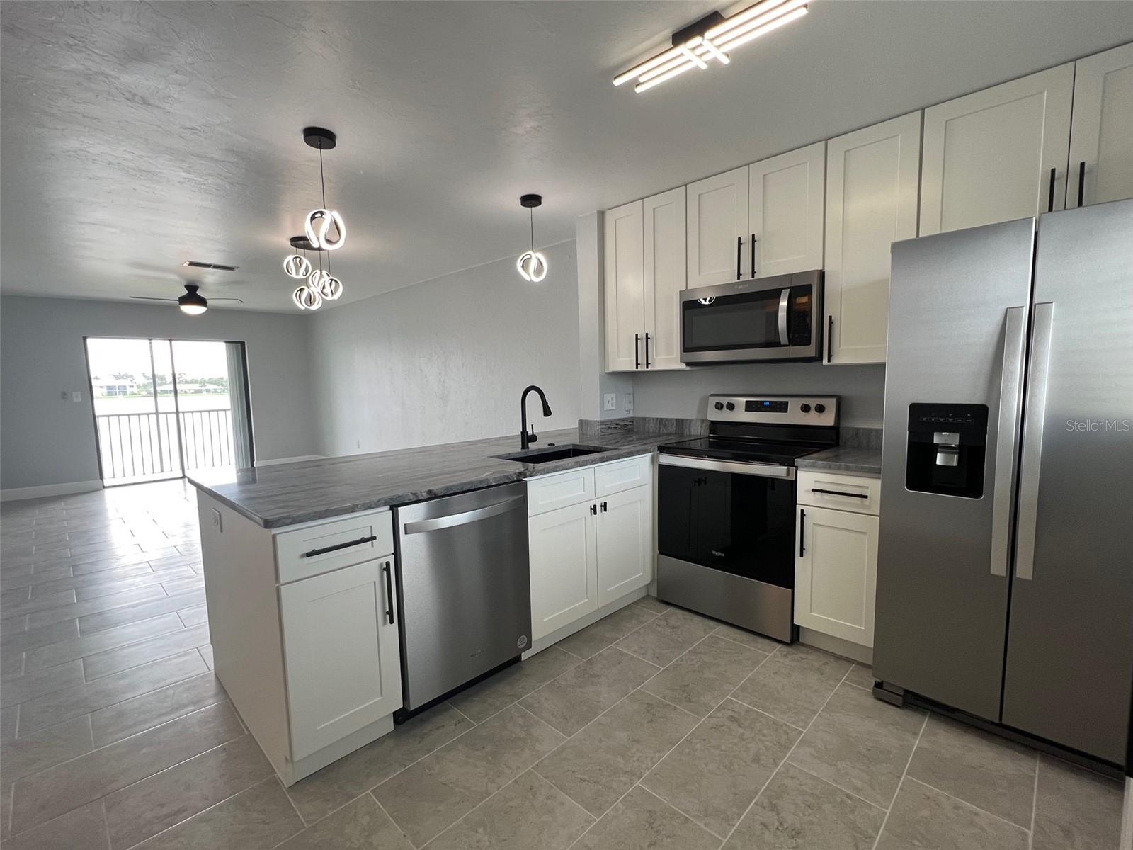 Image 3 of 31 For 25225 Rampart Boulevard 2005