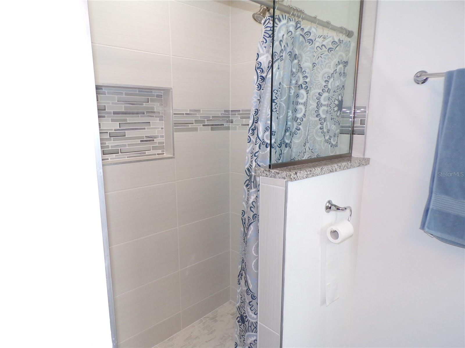 Image 10 of 25 For 334 Millport Street Nw