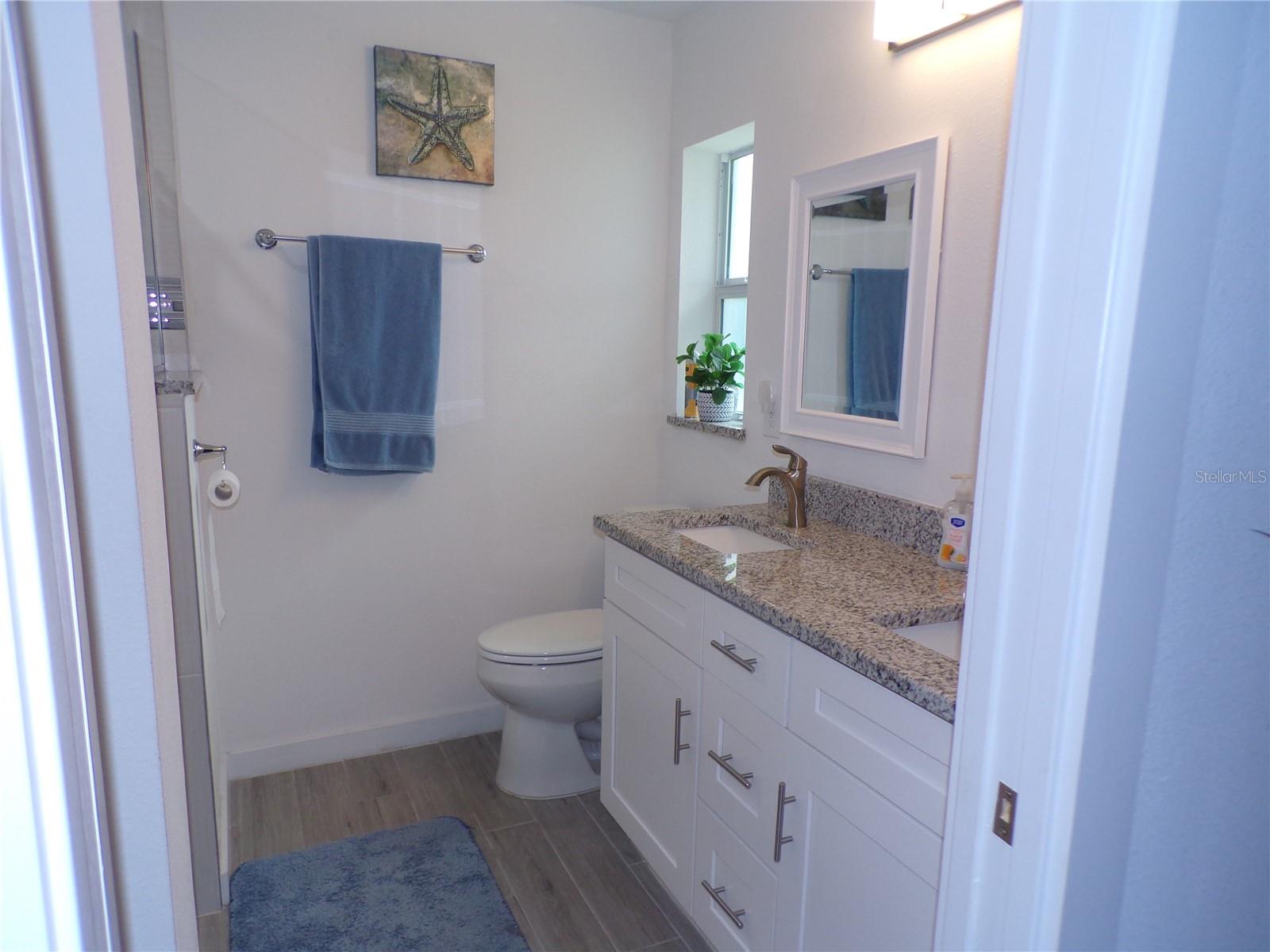 Image 12 of 25 For 334 Millport Street Nw