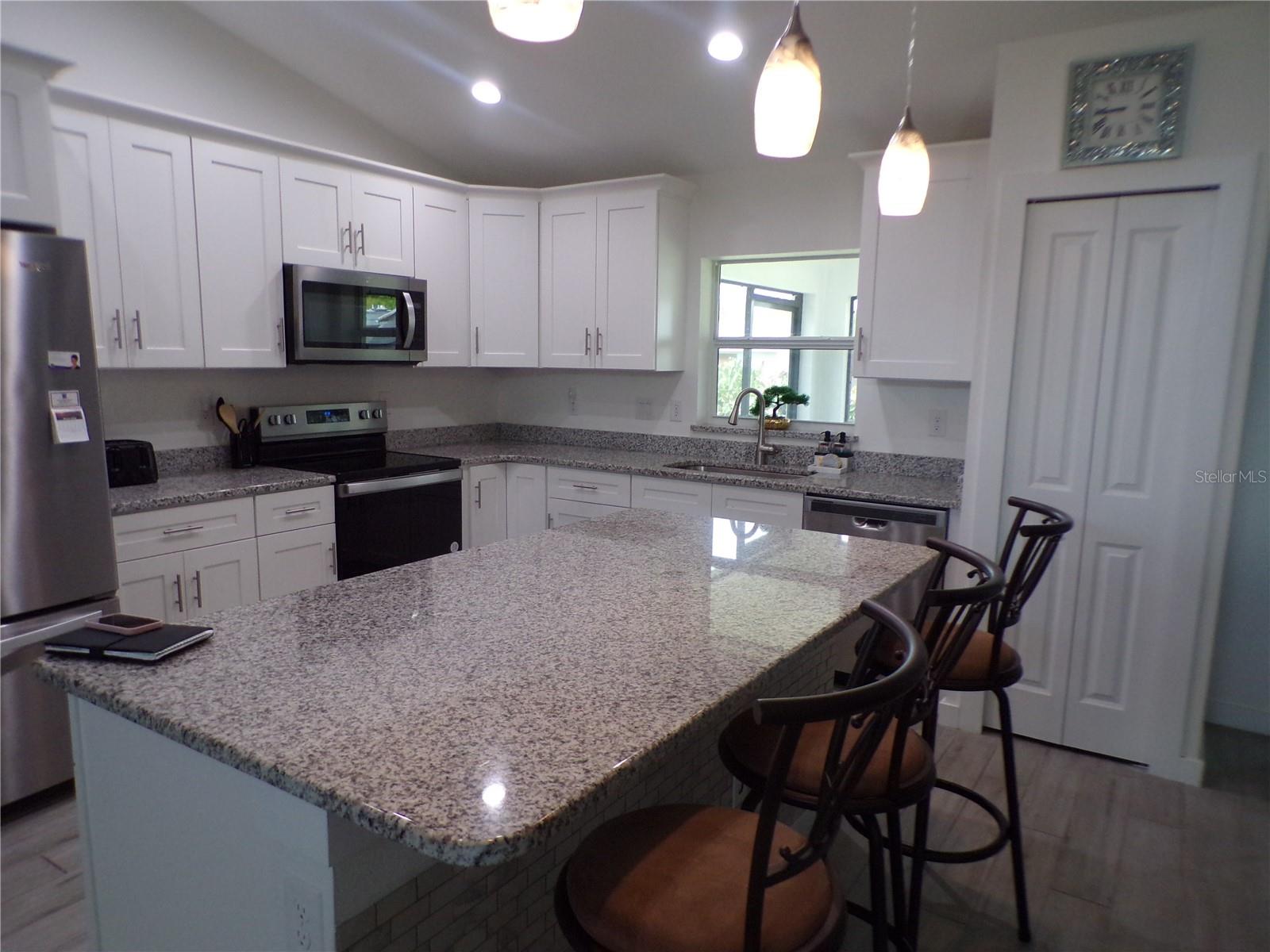 Image 3 of 25 For 334 Millport Street Nw