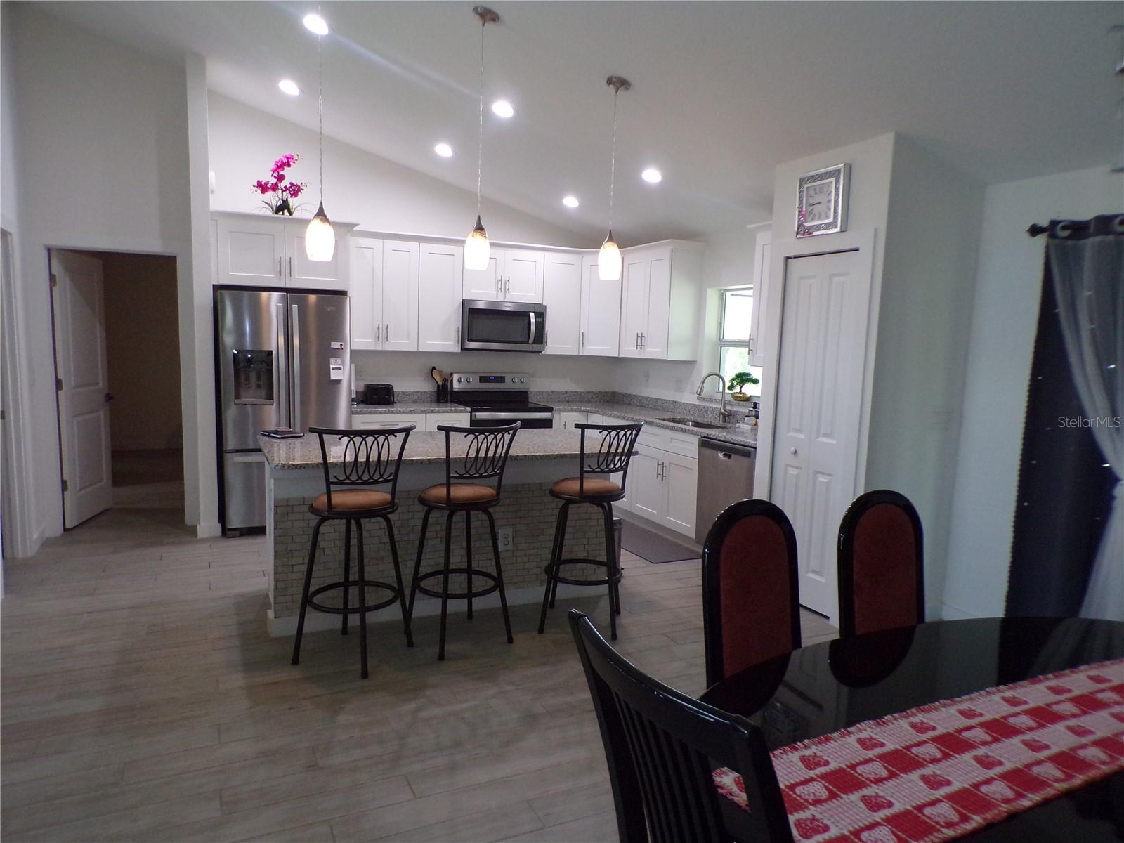 Image 4 of 25 For 334 Millport Street Nw