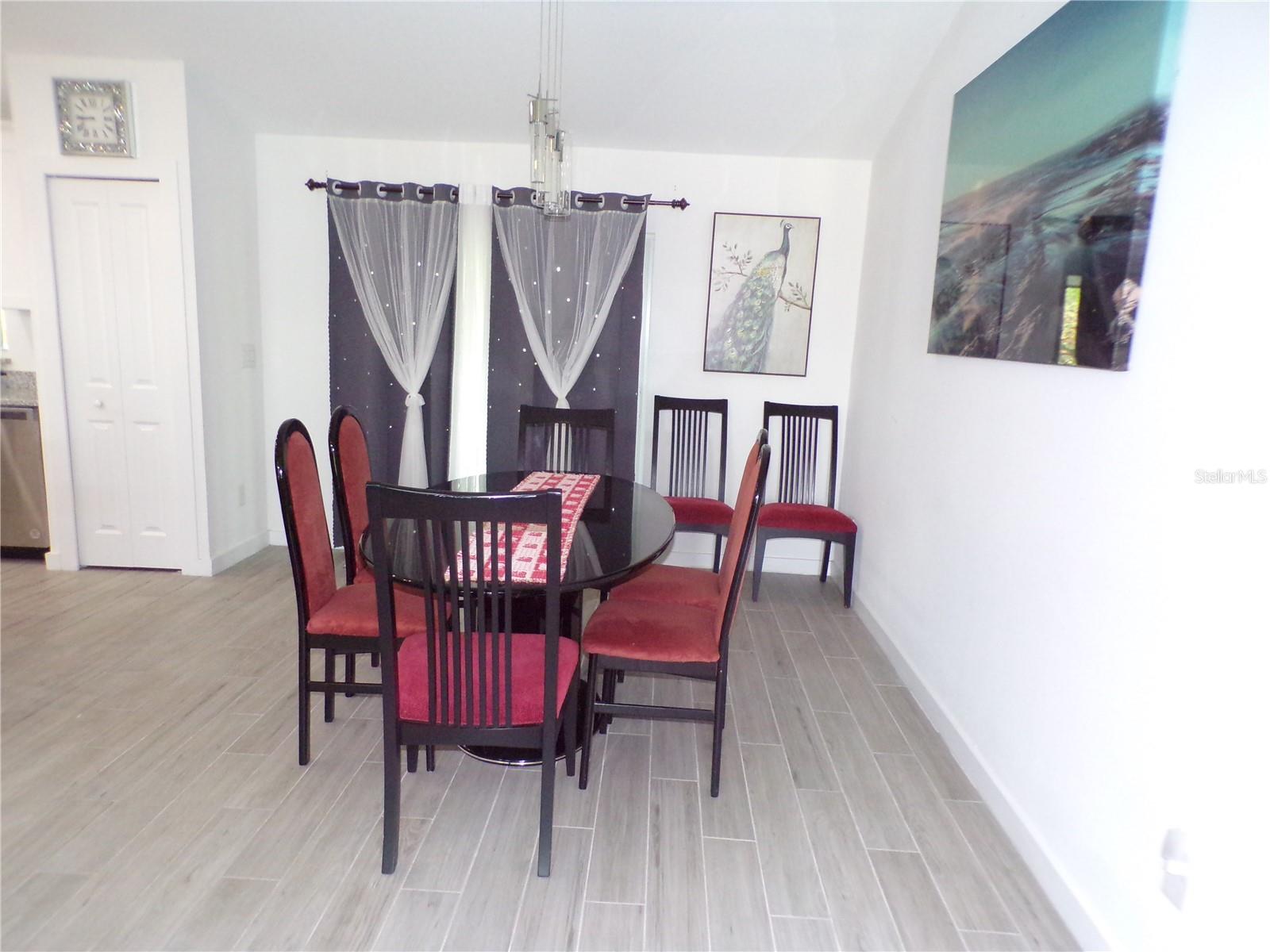 Image 5 of 25 For 334 Millport Street Nw