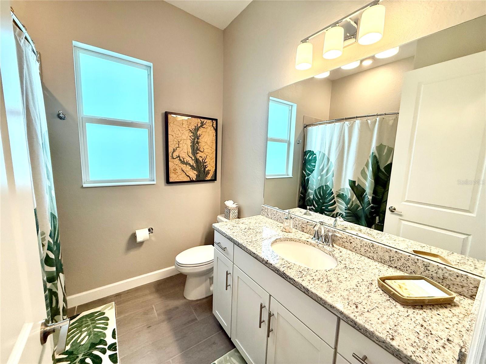 Image 31 of 35 For 15155 Scarlet Oak Court