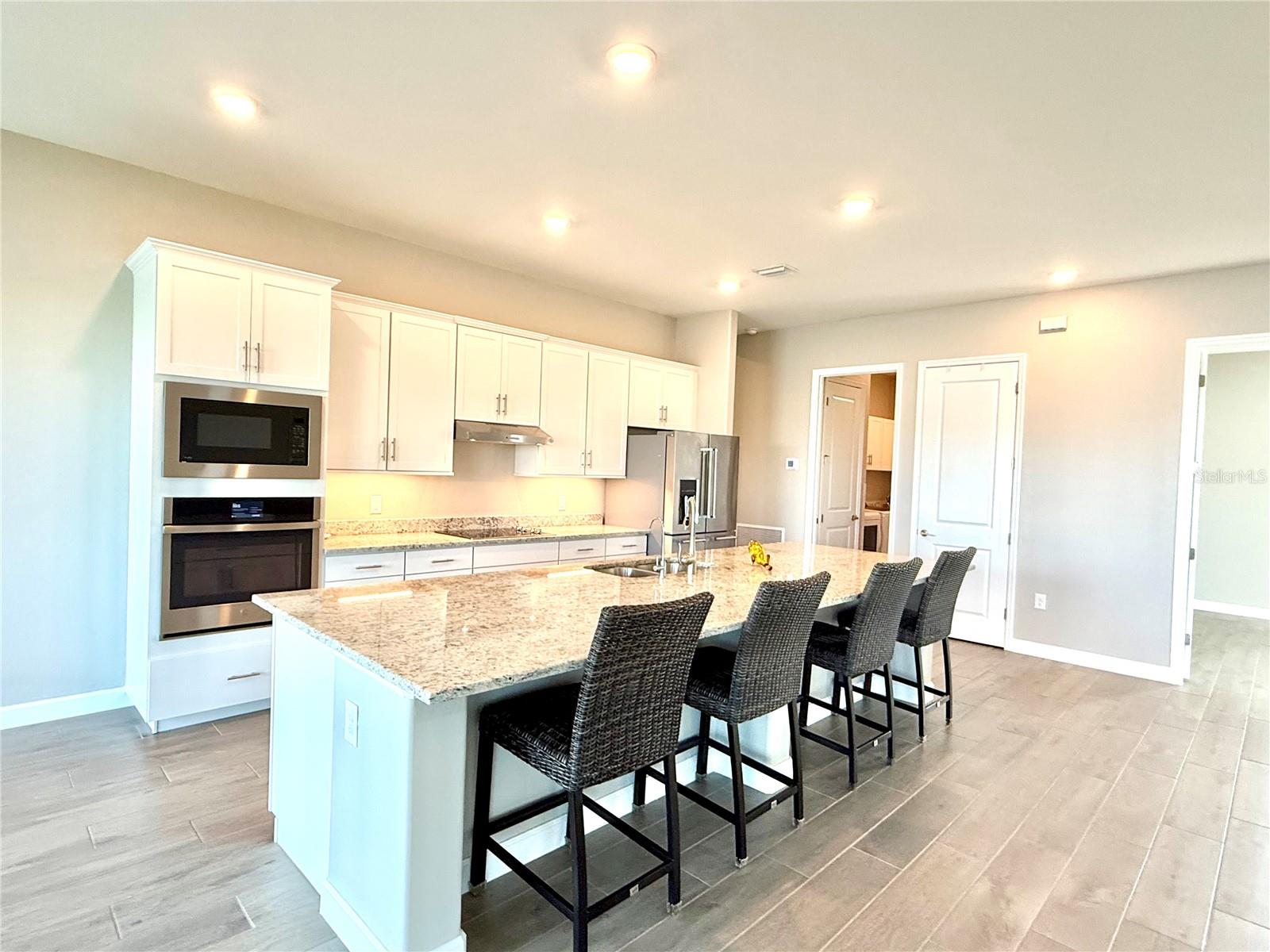 Image 5 of 35 For 15155 Scarlet Oak Court