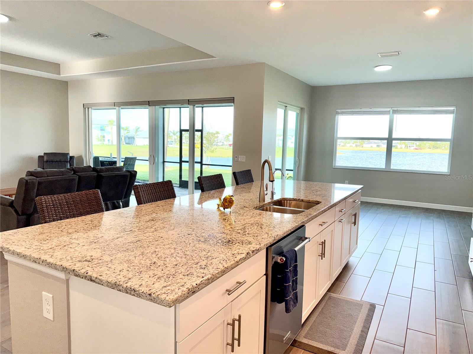 Image 6 of 35 For 15155 Scarlet Oak Court