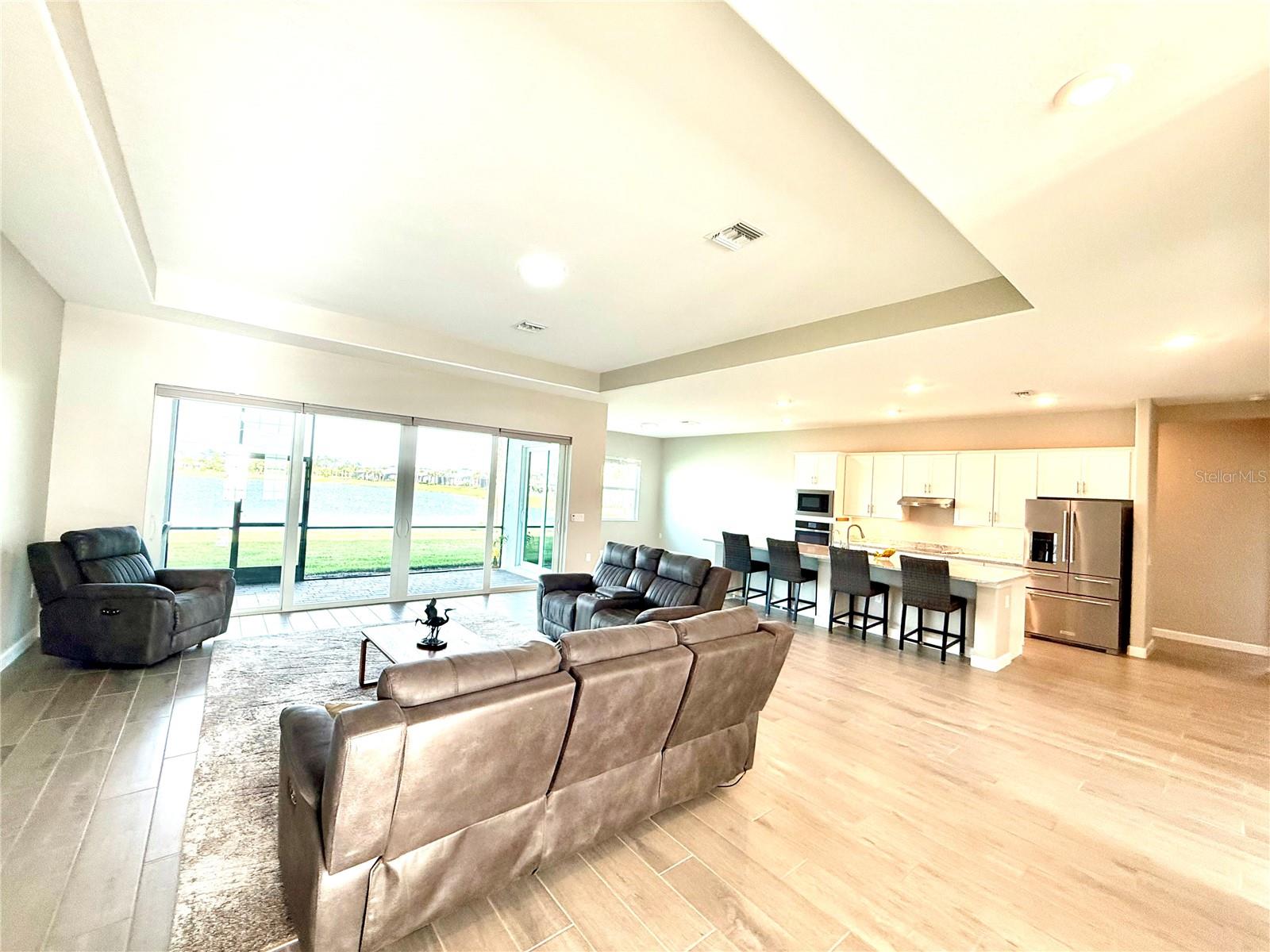 Image 8 of 35 For 15155 Scarlet Oak Court