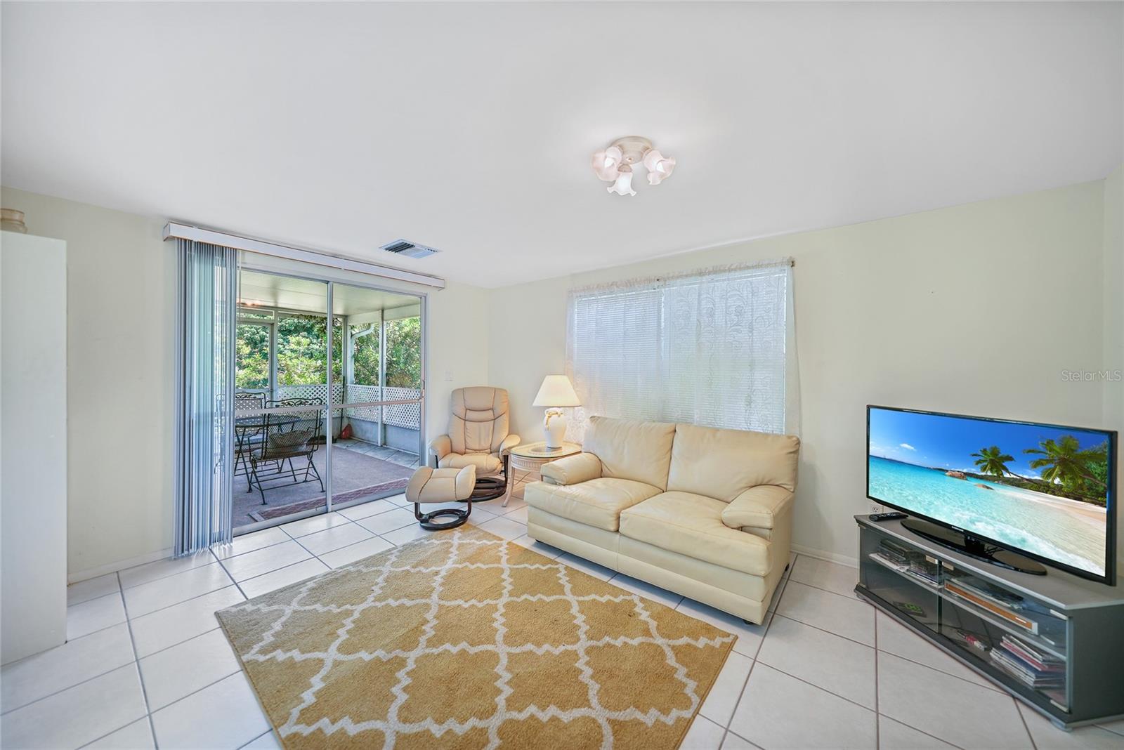 Image 11 of 28 For 1596 Hayworth Road
