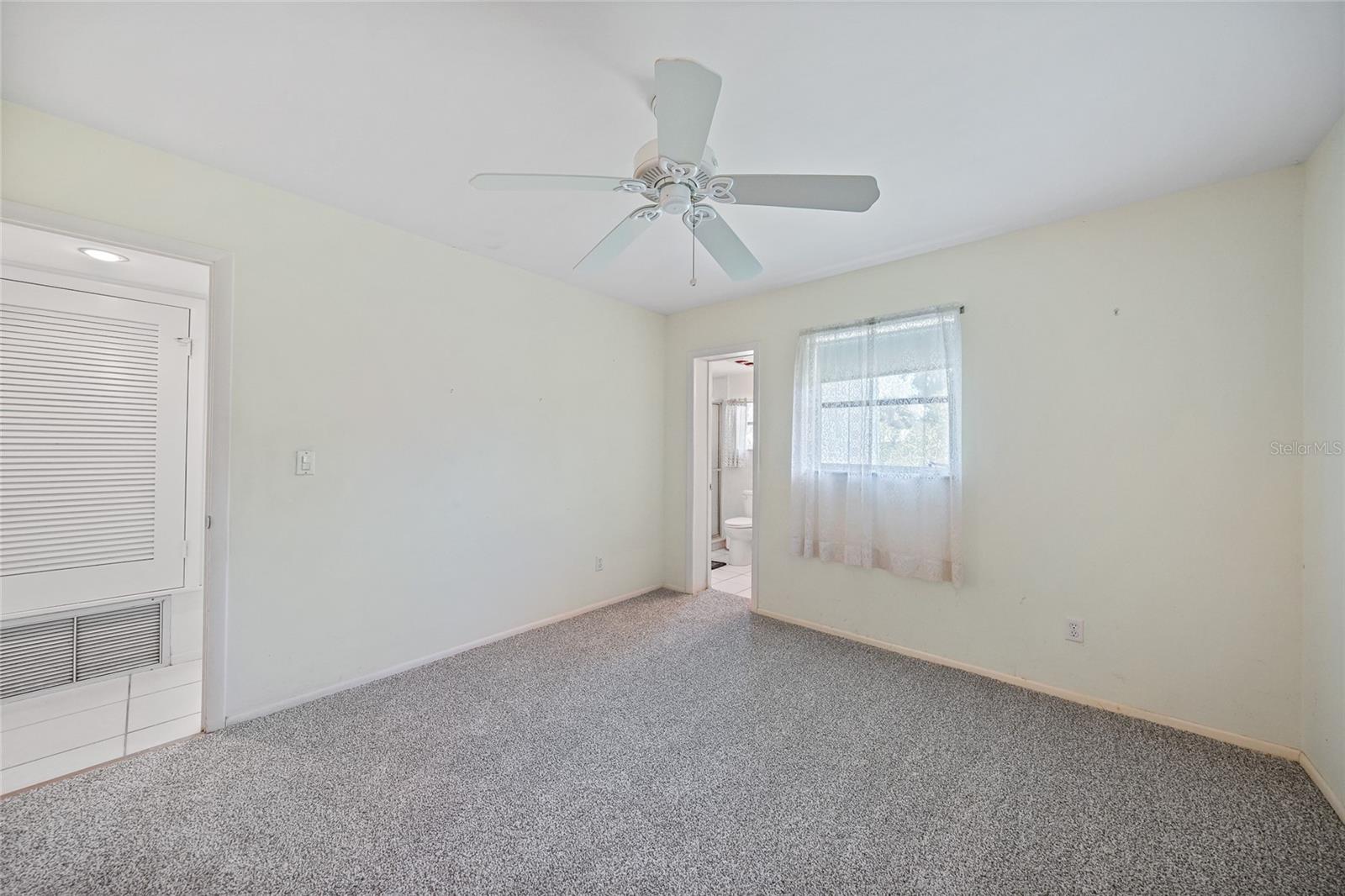 Image 15 of 28 For 1596 Hayworth Road