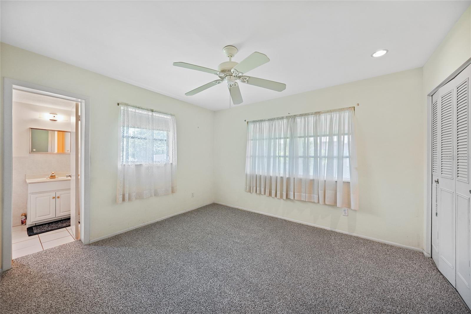 Image 16 of 28 For 1596 Hayworth Road