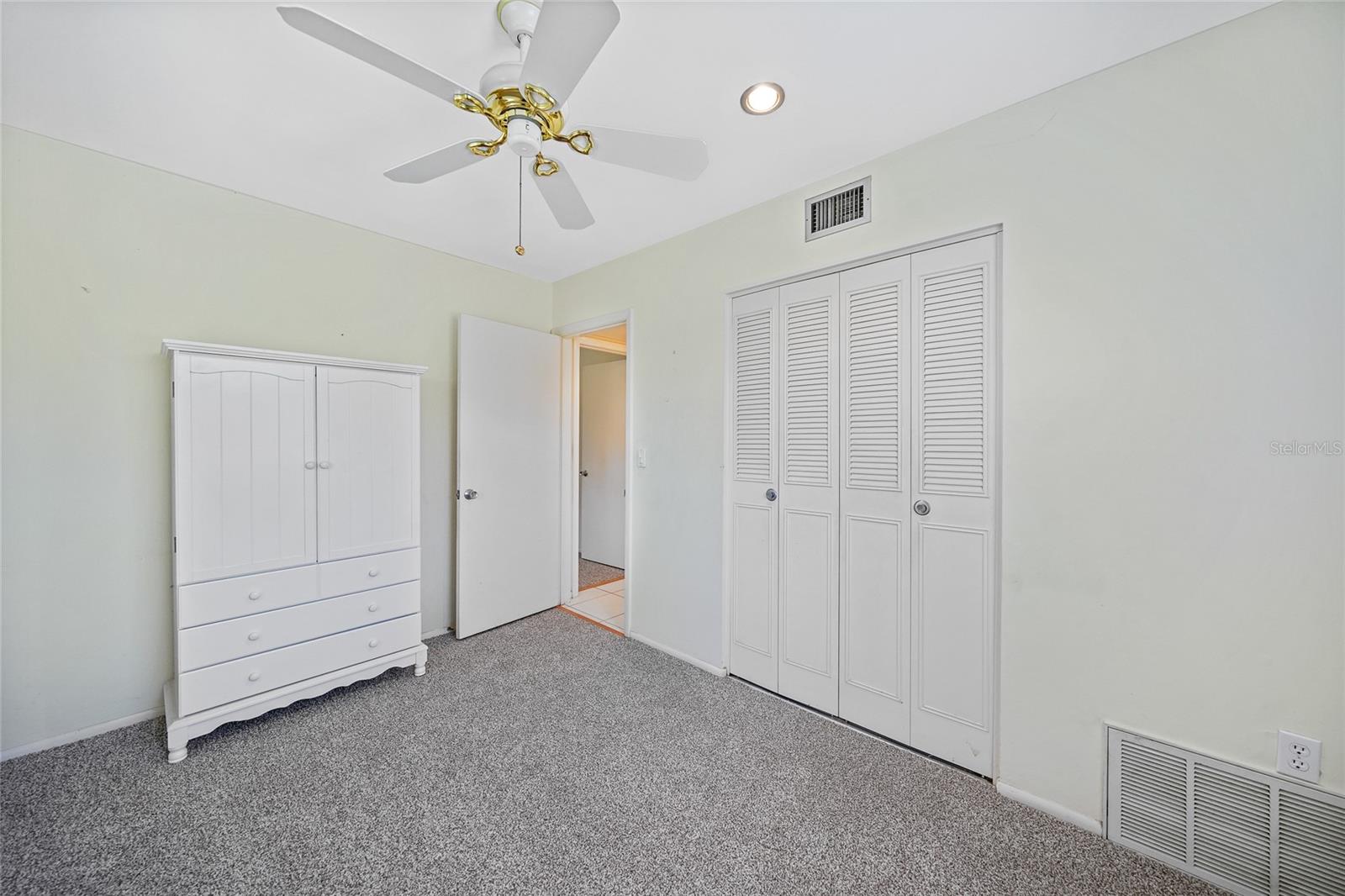 Image 19 of 28 For 1596 Hayworth Road