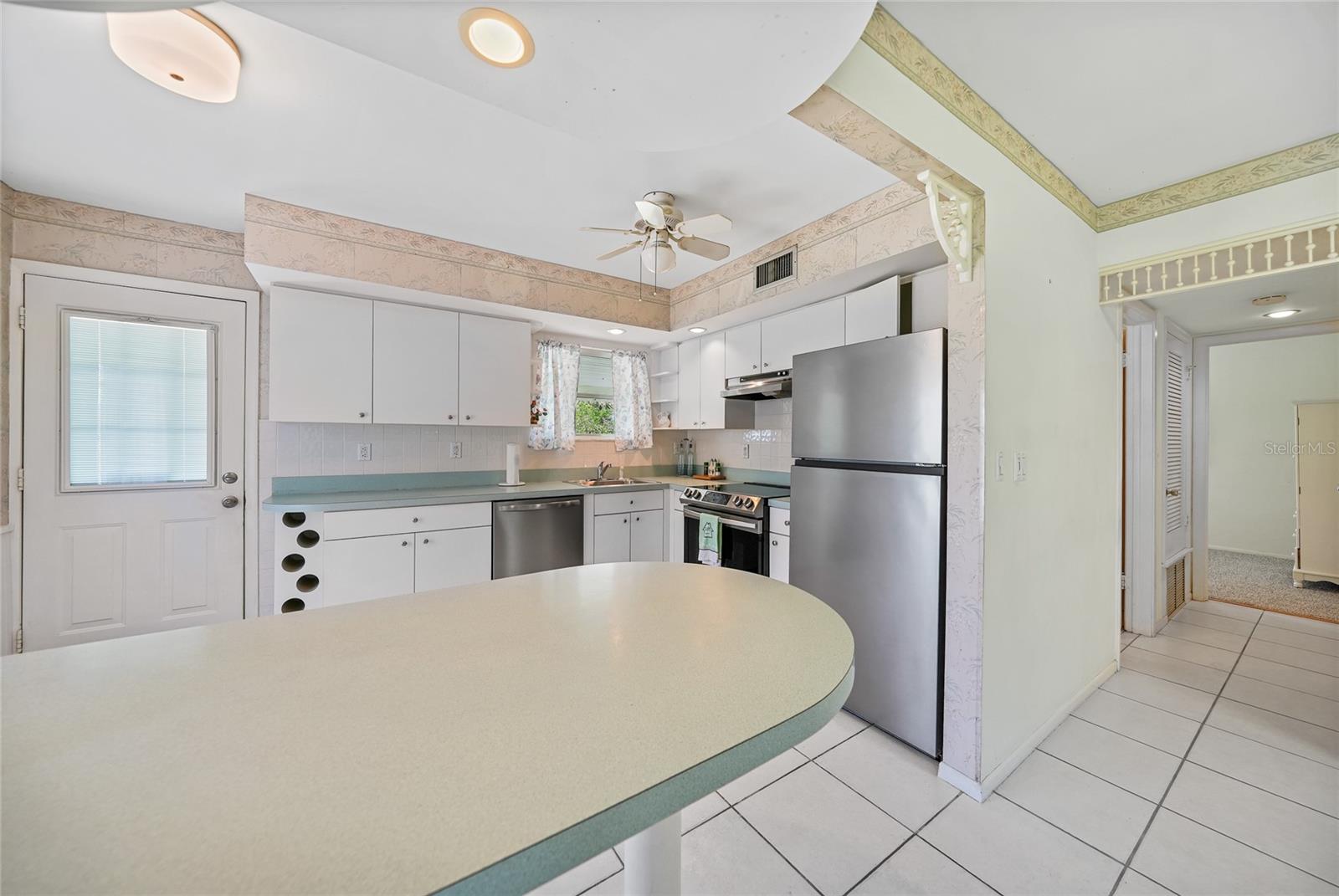Image 7 of 28 For 1596 Hayworth Road