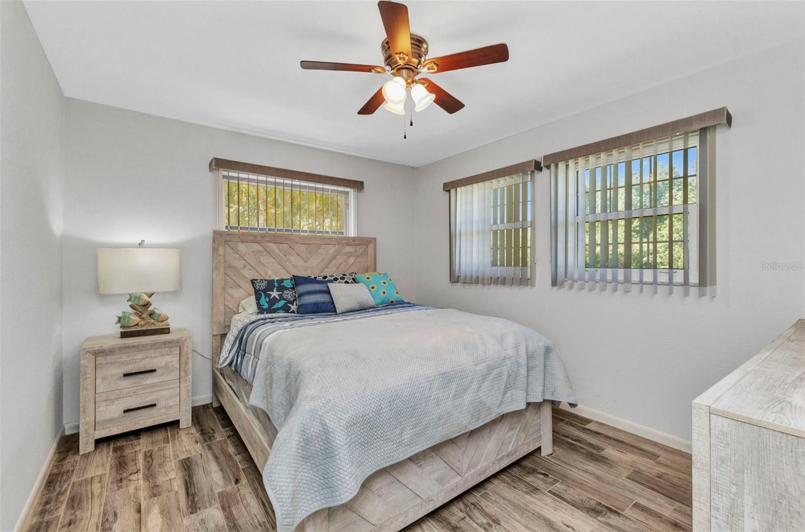 Image 13 of 45 For 2626 Auburn Boulevard