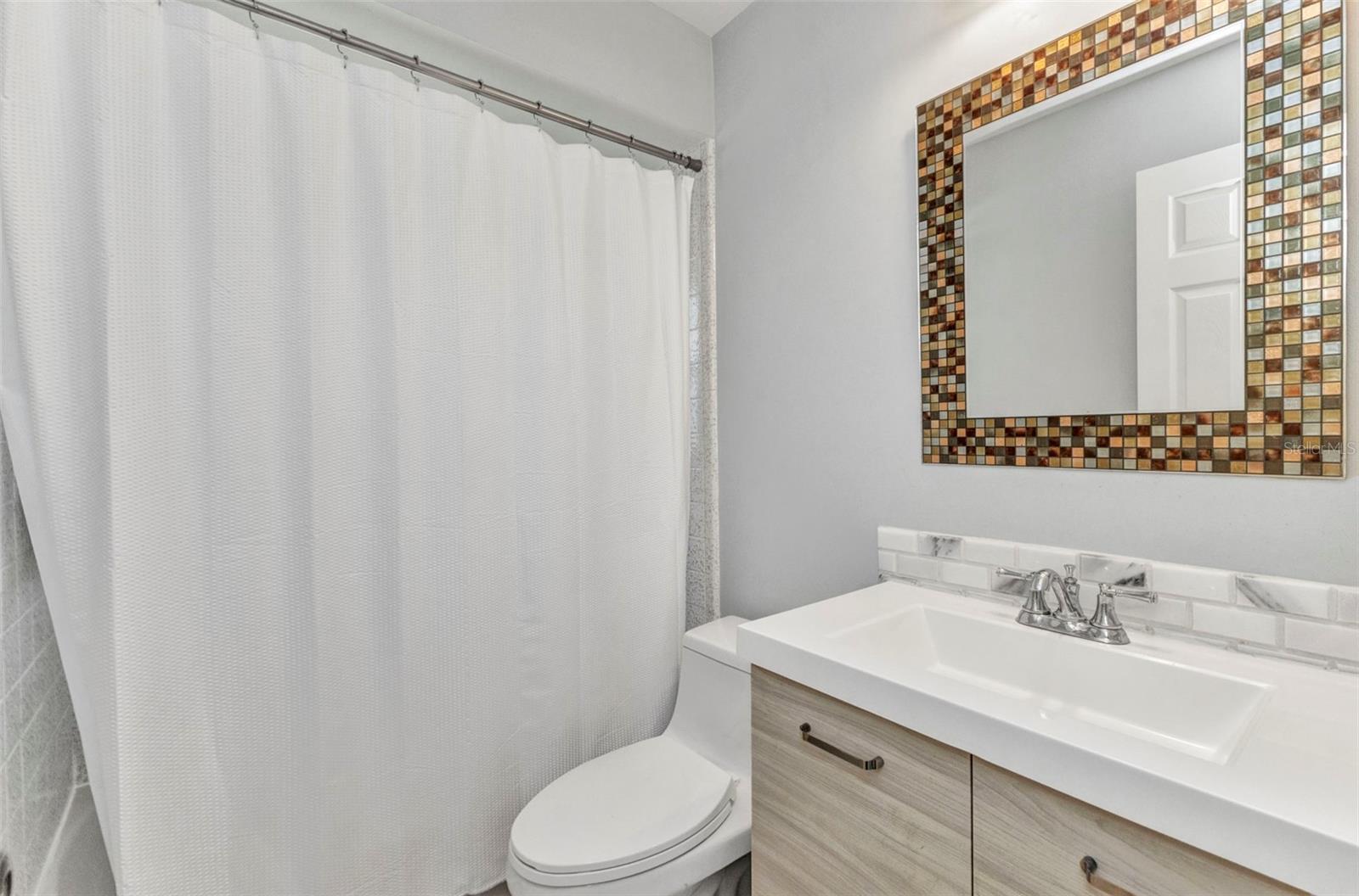 Image 15 of 45 For 2626 Auburn Boulevard
