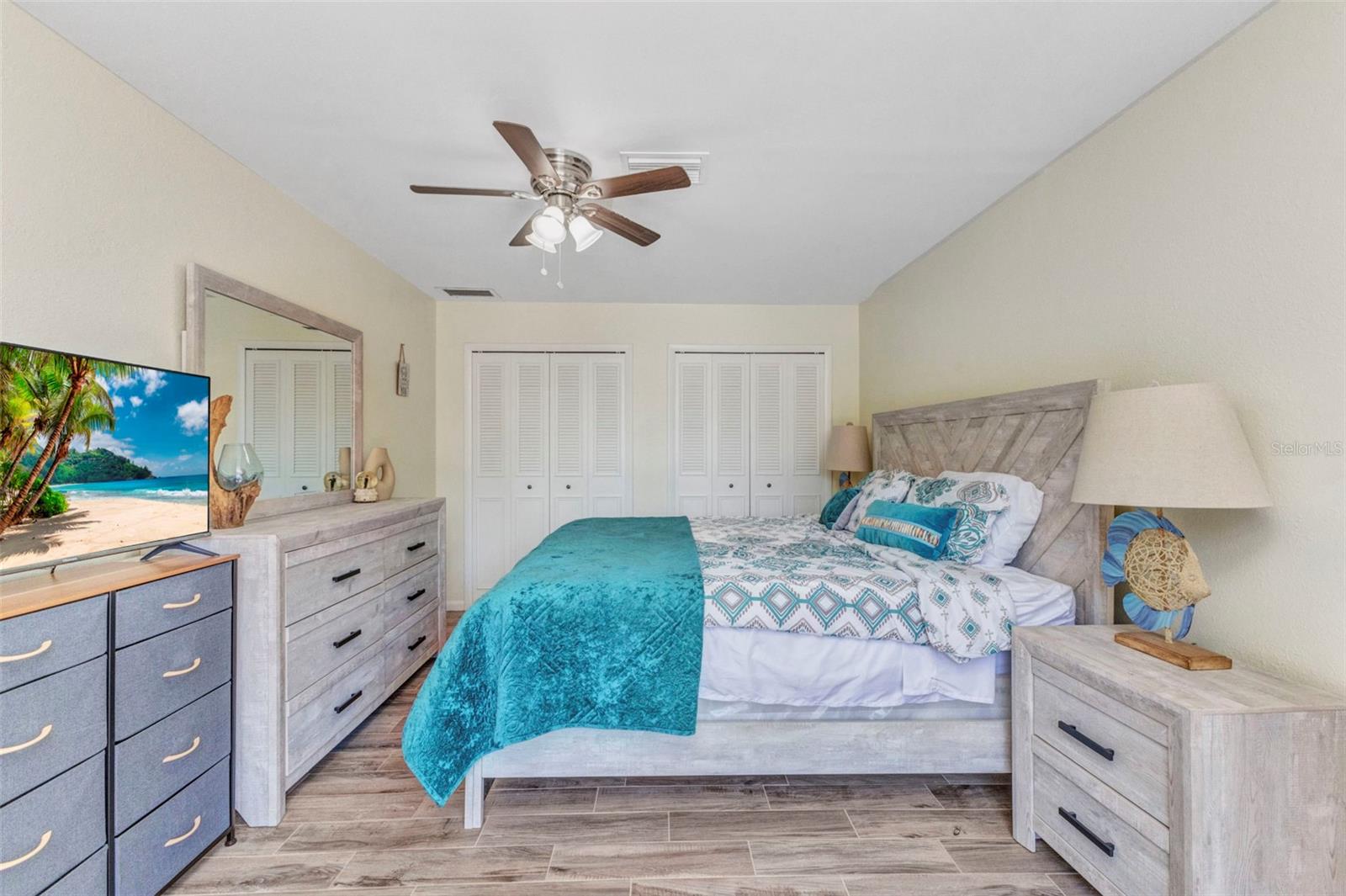 Image 20 of 45 For 2626 Auburn Boulevard