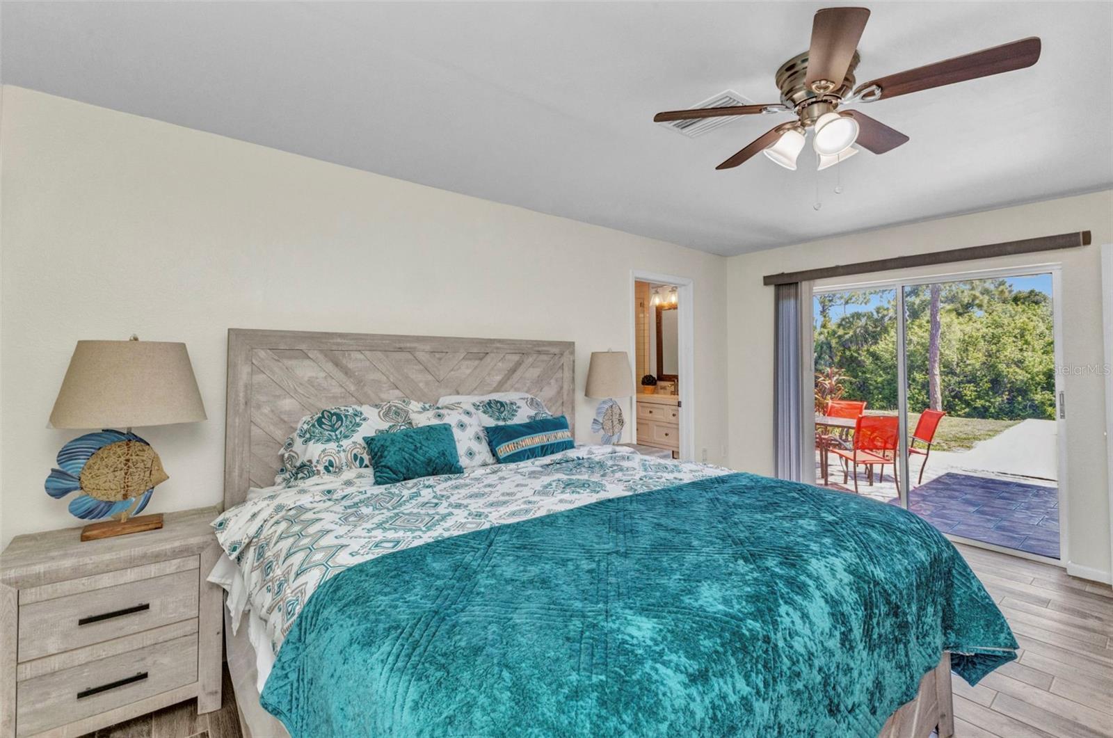 Image 21 of 45 For 2626 Auburn Boulevard