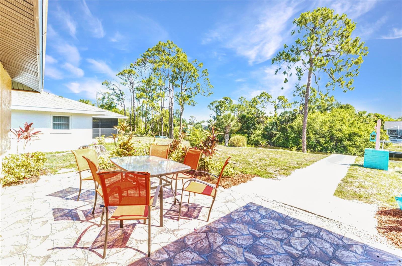 Image 23 of 45 For 2626 Auburn Boulevard