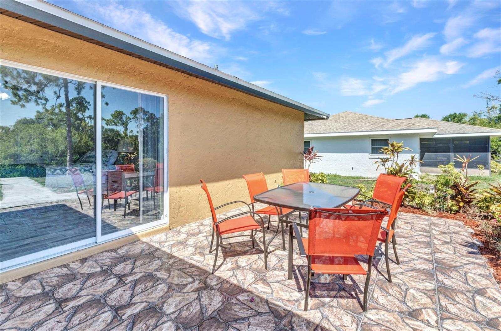 Image 25 of 45 For 2626 Auburn Boulevard