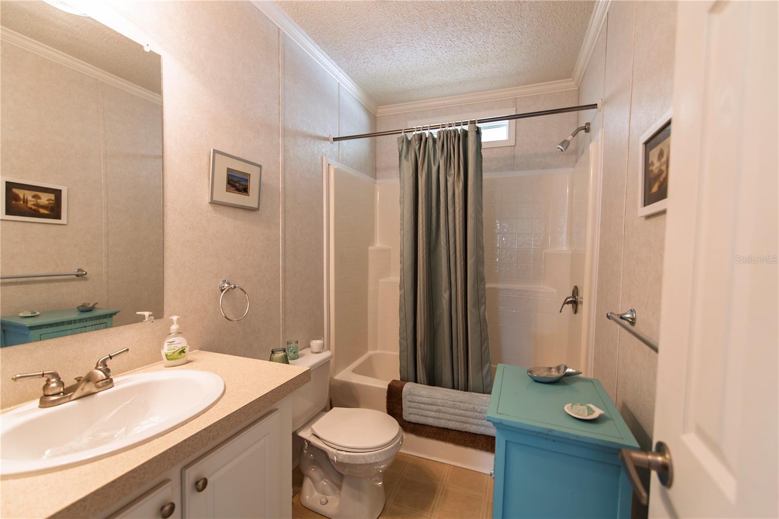 Image 15 of 27 For 36 Freeman Avenue