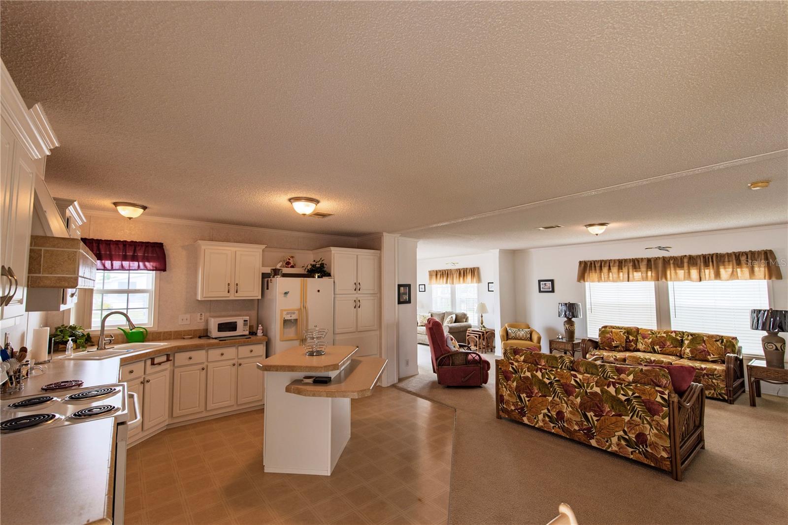 Image 2 of 27 For 36 Freeman Avenue