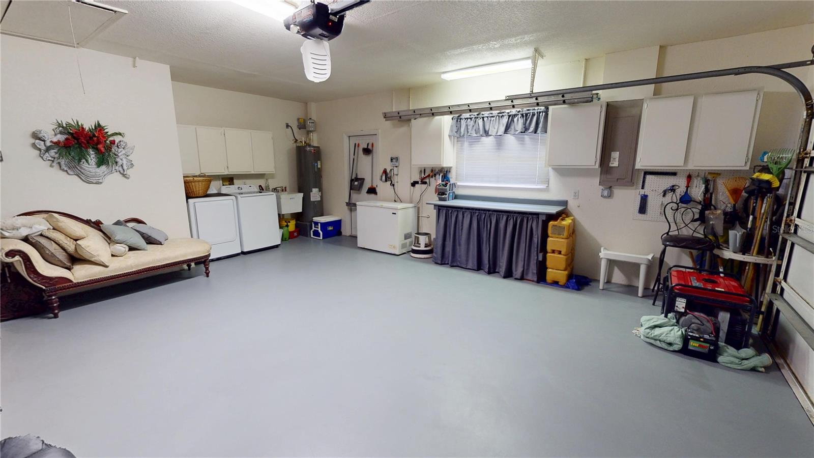 Image 32 of 41 For 7148 Blue Sage