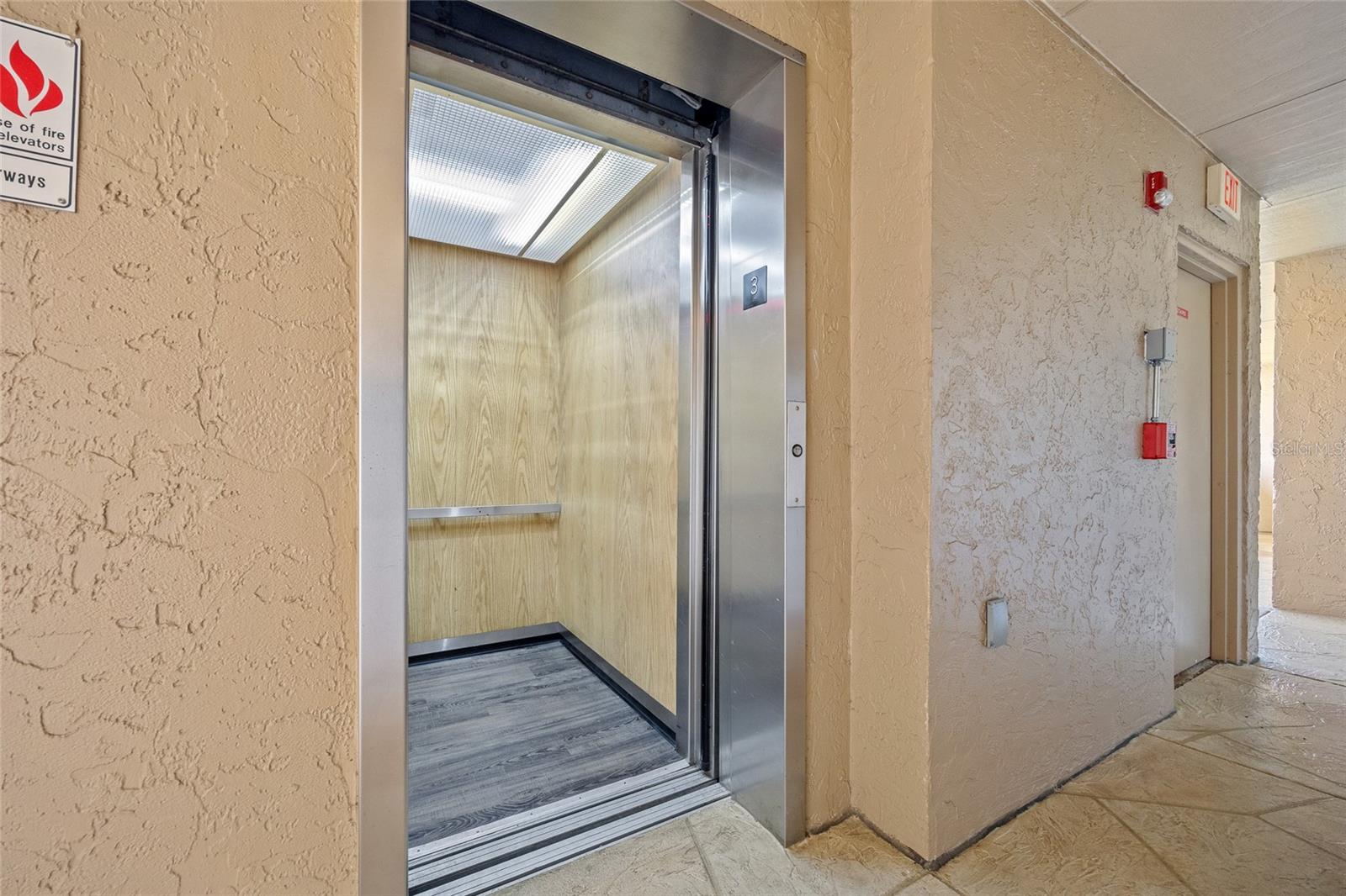 Image 24 of 30 For 601 Shreve Street 53c