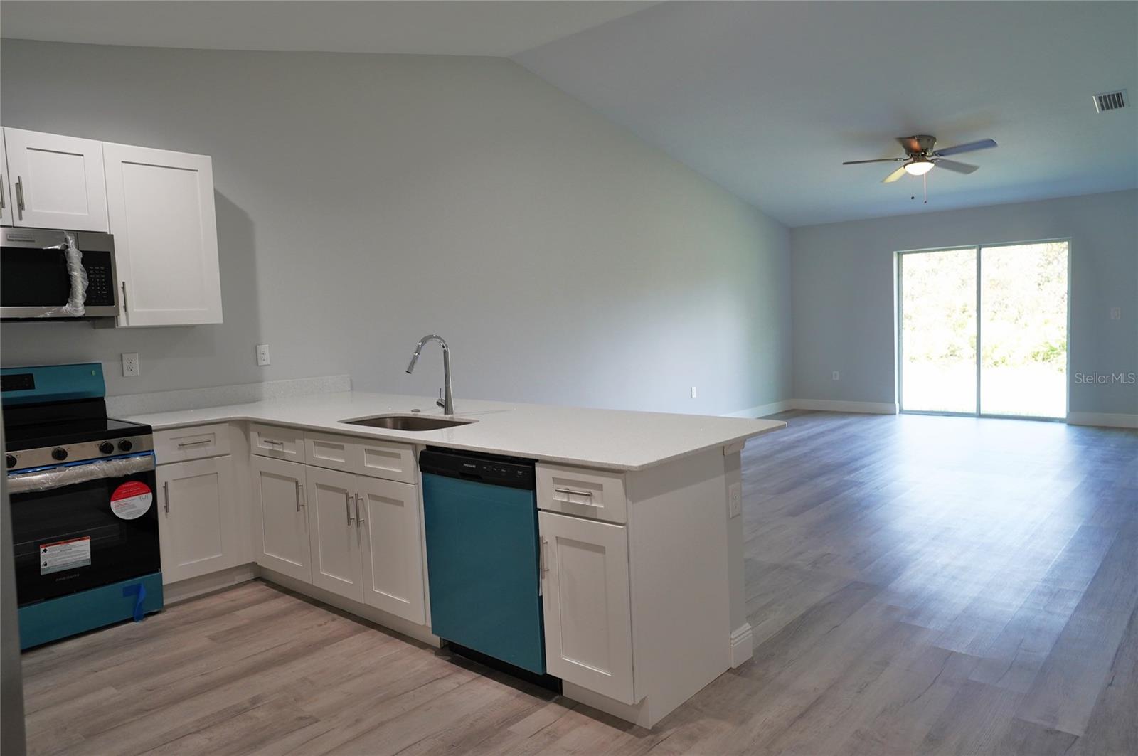 Image 4 of 44 For 10064 Amicola Street