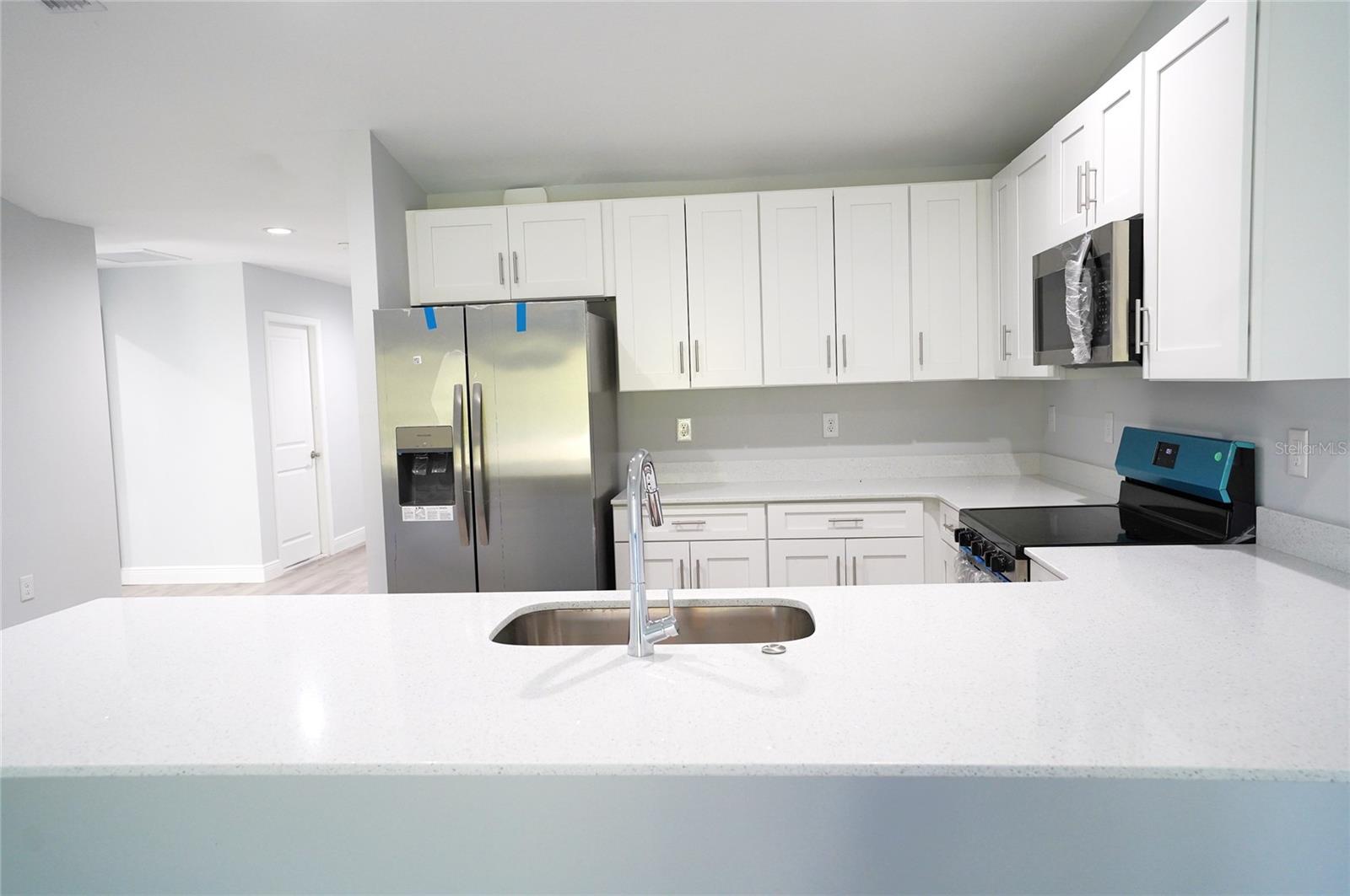 Image 8 of 44 For 10064 Amicola Street