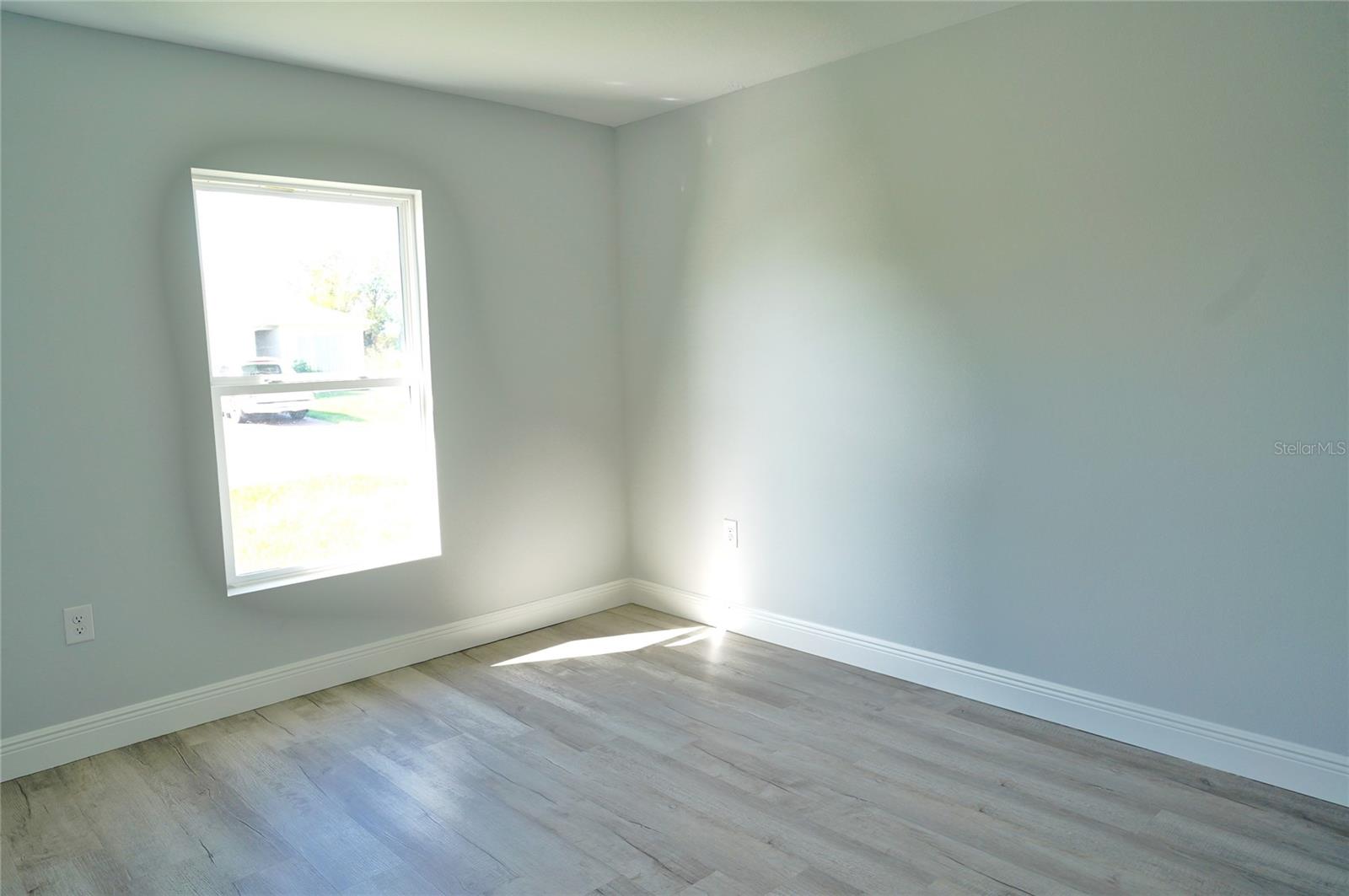 Image 9 of 44 For 10064 Amicola Street