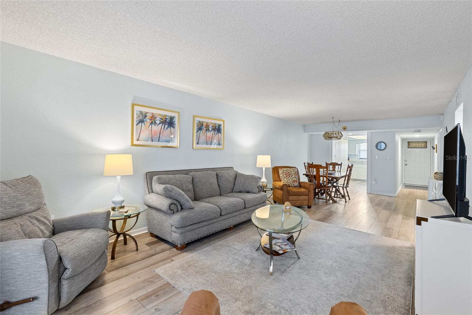 Image 15 of 40 For 14459 River Beach Drive 112
