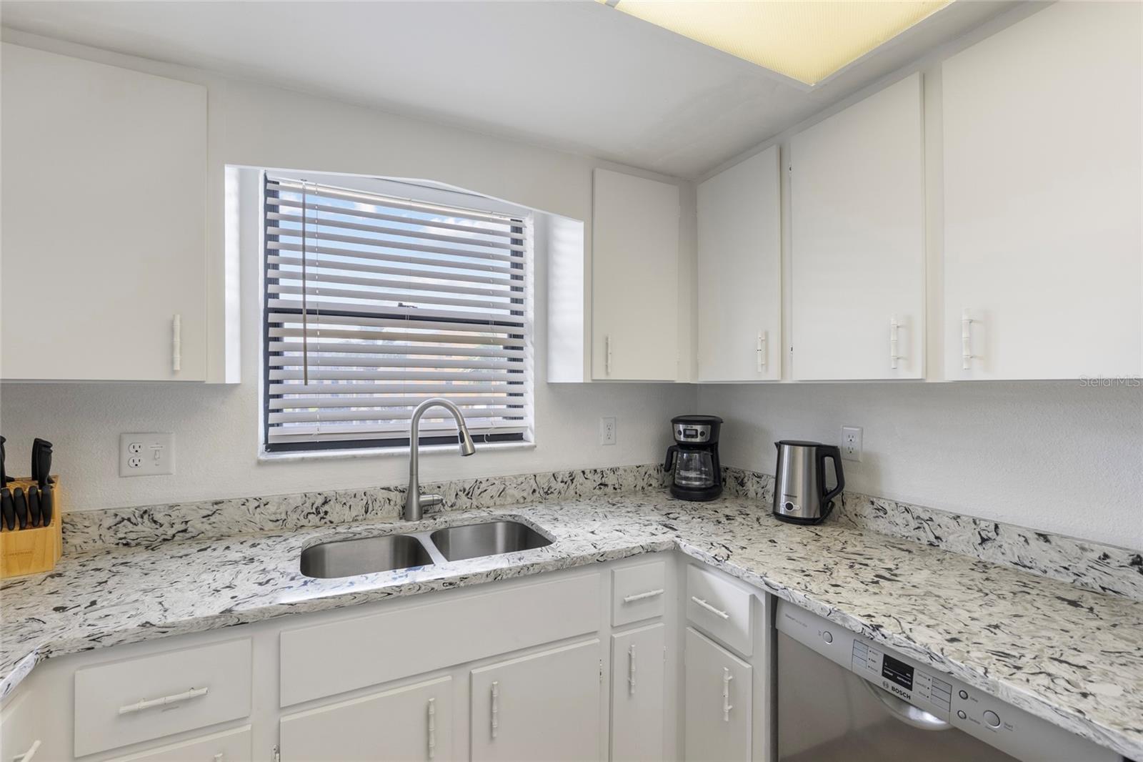 Image 18 of 40 For 14459 River Beach Drive 112